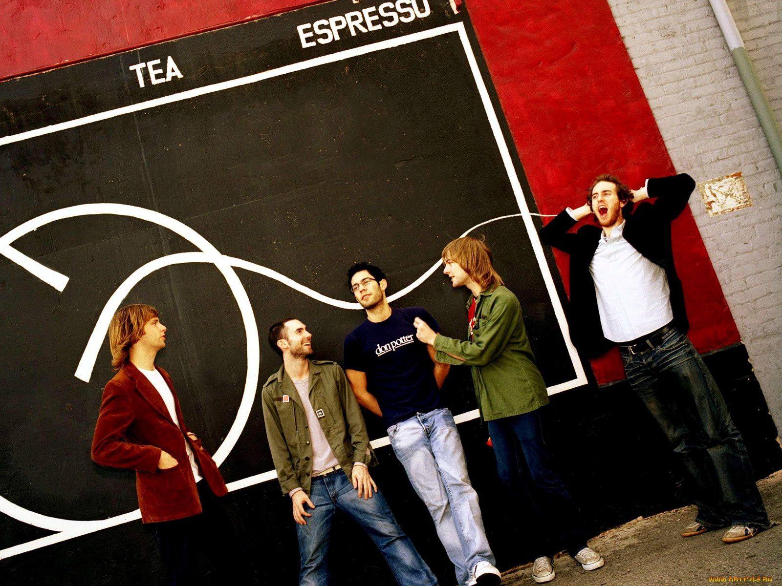 maroon, музыка