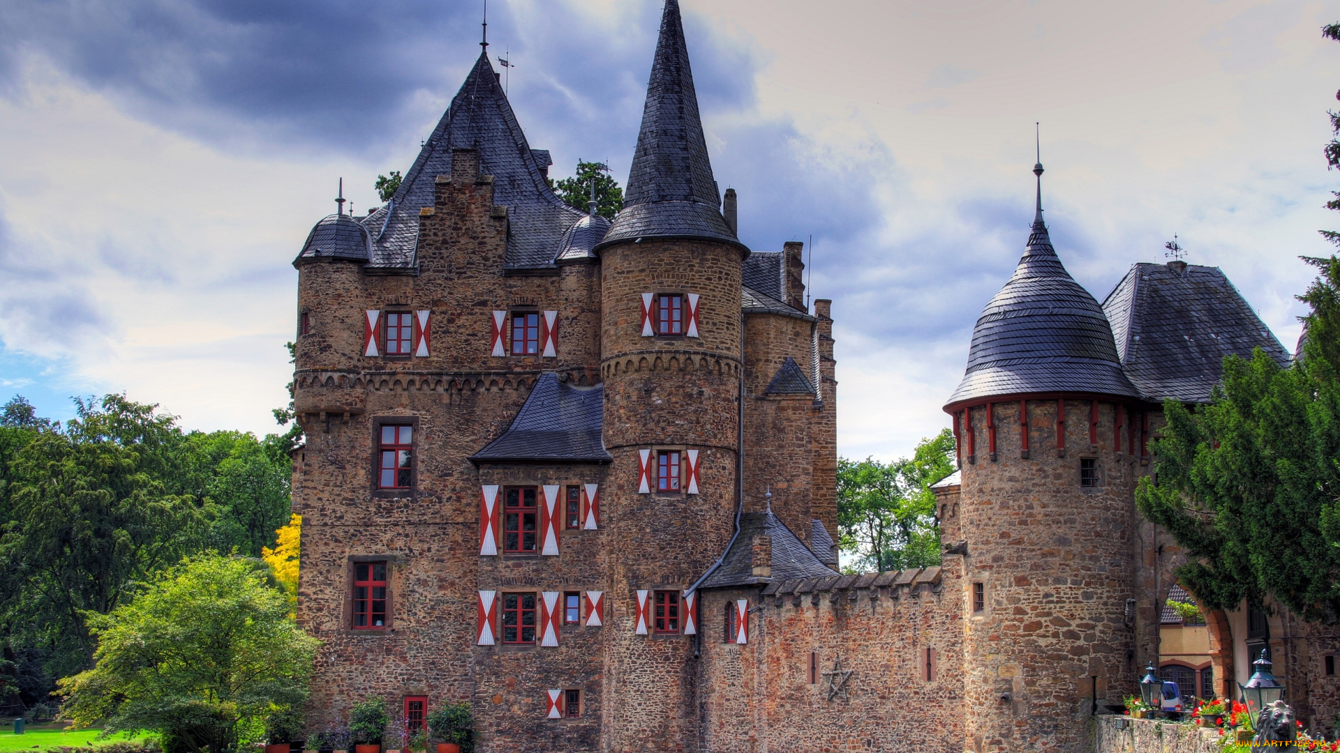 замок, сазвей, германия, города, дворцы, замки, крепости, каменный, шпили, башни, ставни, окна