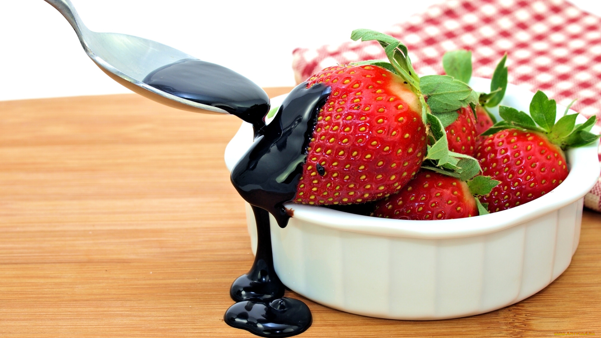 еда, клубника, земляника, ложка, шоколад, ягоды