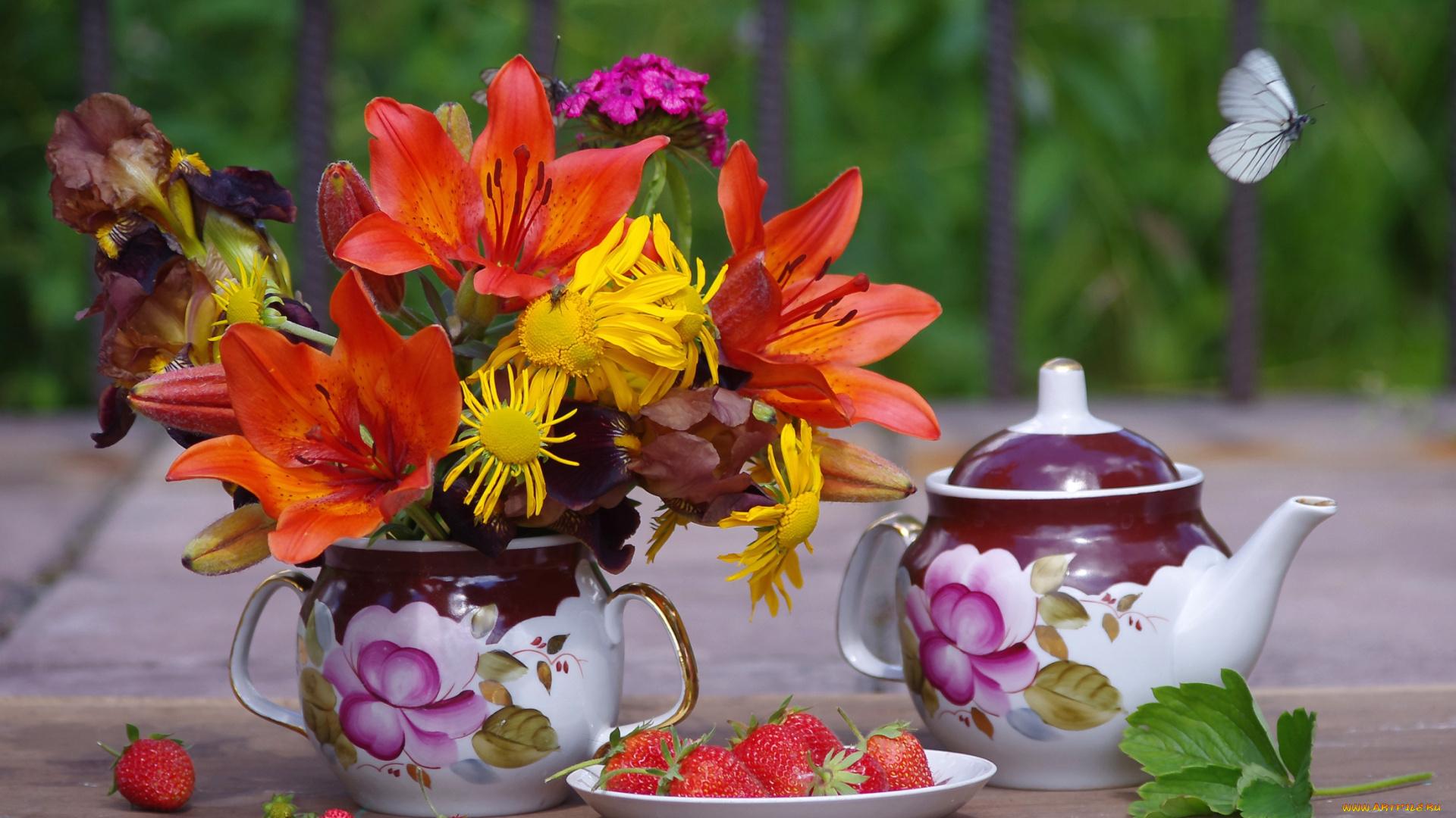 еда, клубника, , земляника, чайник, цветы