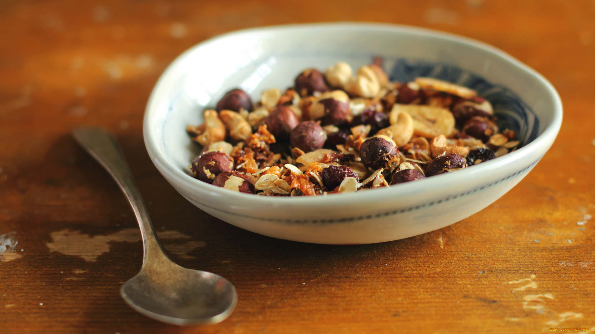 еда, разное, домашние, мюсли, инжир, банановые, чипсы, фундук, кешью