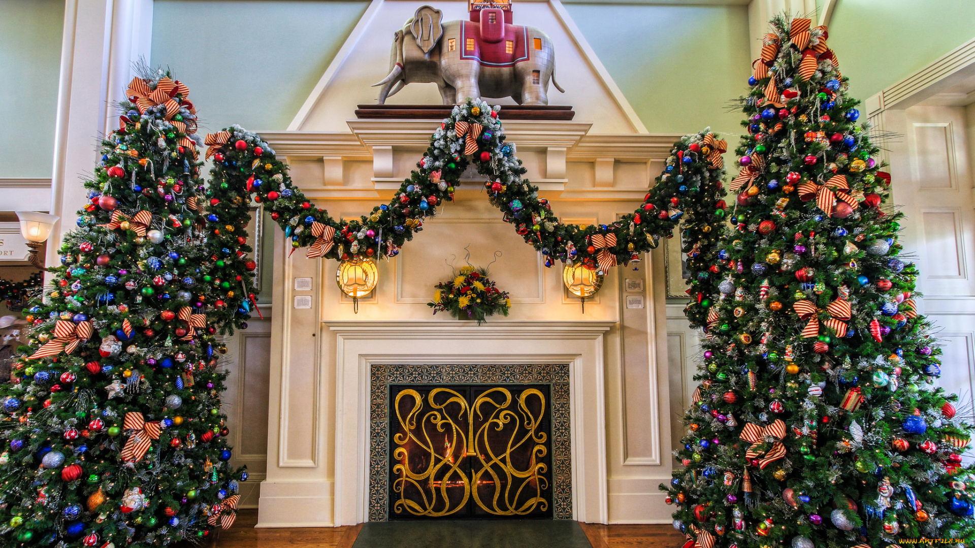 праздничные, Ёлки, камин, гирлянда, ёлки