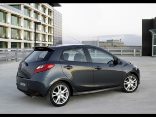 Картинка автомобили mazda