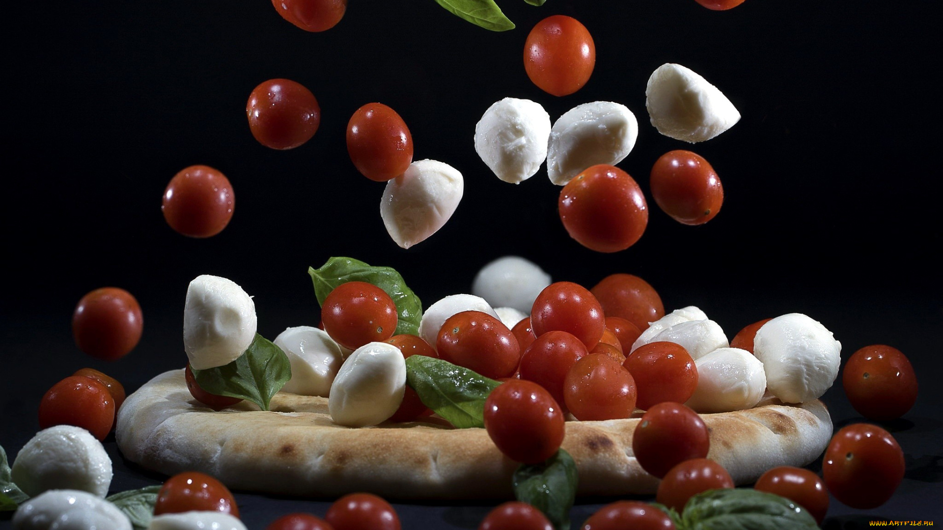 еда, разное, моцарелла, лепешка, помидоры