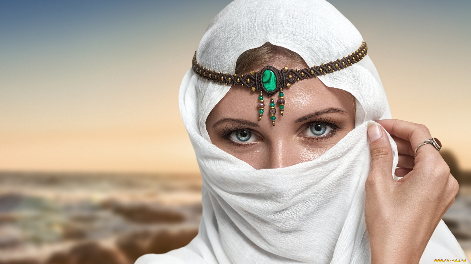 разное, глаза, девушка, модель, лицо, белый, камень, бирюза, красотка, портрет, взгляд, макияж, хиджаб, платок, ресницы