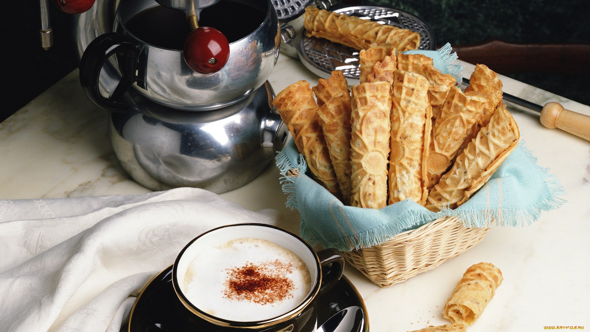 еда, пирожные, , кексы, , печенье, посуда, чашка, напиток, трубочки