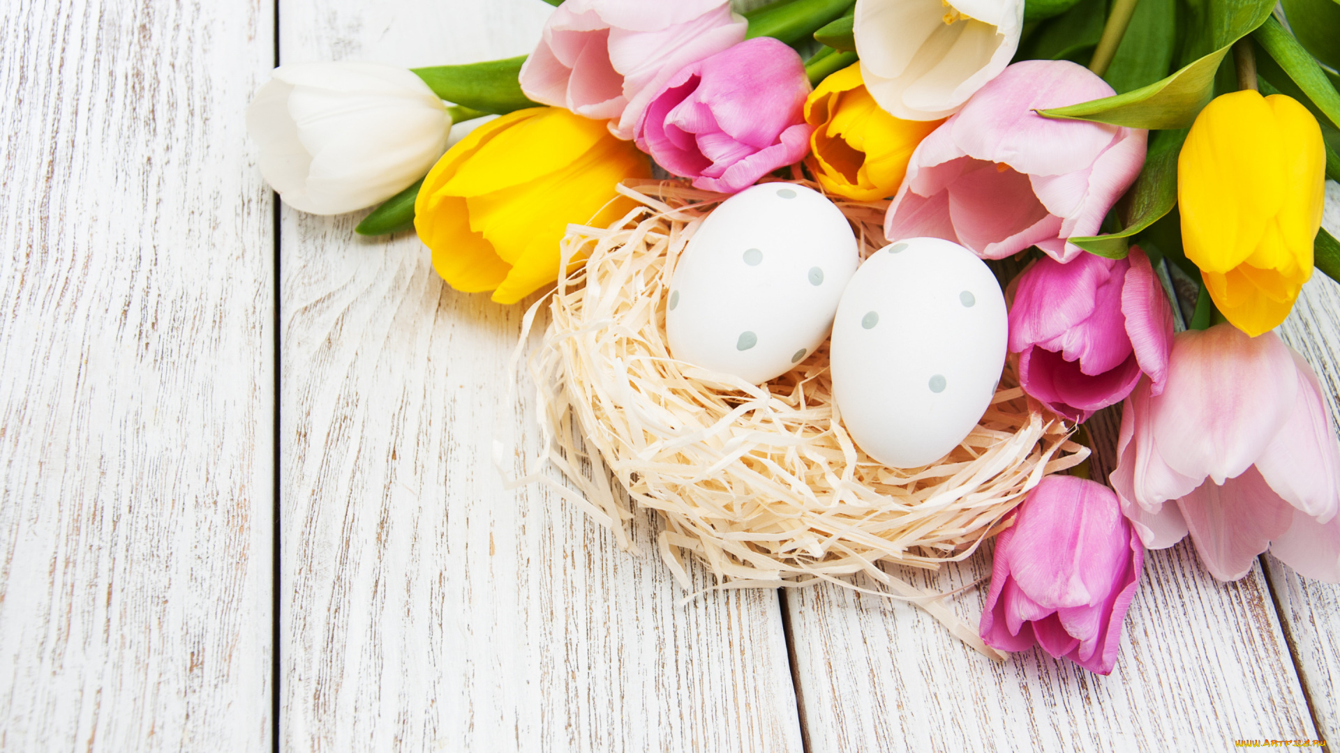 праздничные, пасха, цветы, яйца, colorful, тюльпаны, happy, wood, pink, flowers, tulips, easter, purple, eggs, decoration