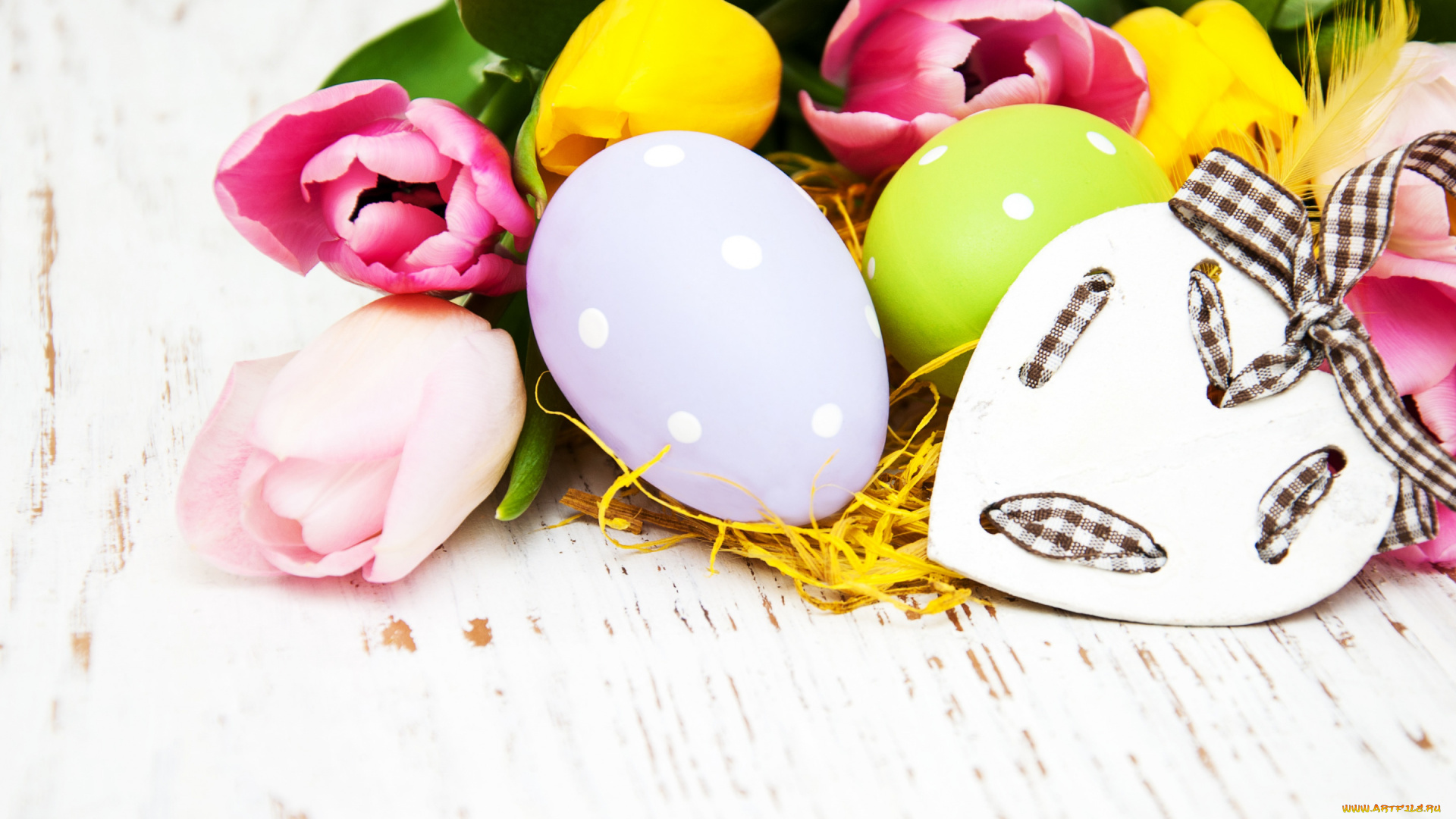 праздничные, пасха, цветы, яйца, colorful, тюльпаны, happy, heart, wood, pink, flowers, tulips, easter, purple, eggs, decoration