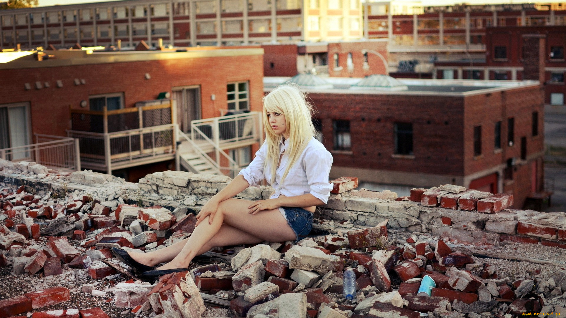 девушки, -, блондинки, , светловолосые, блондинка, рубашка, шорты, развалины, здания