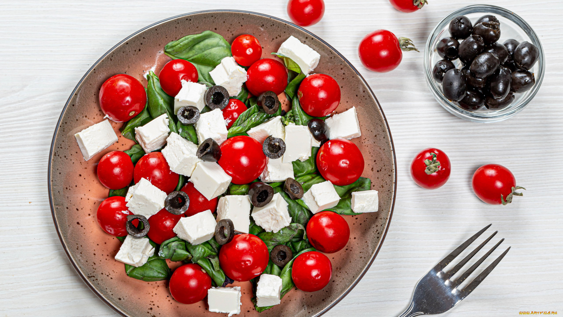 еда, салаты, , закуски, маслины, помидоры, черри, салат, зелень