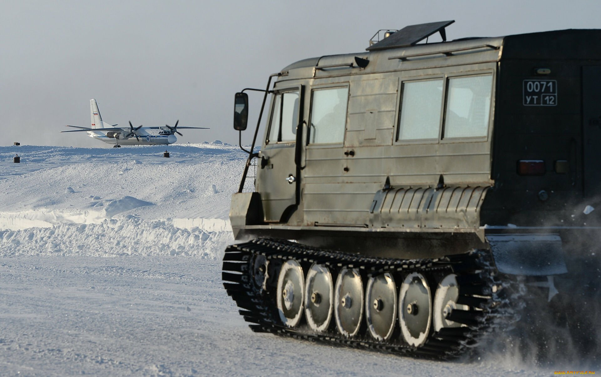 техника, вездеходы, cамoлeт, ан24, болотоход, снегоболотоход, гусеничный, транспортeр, тм120, арктика