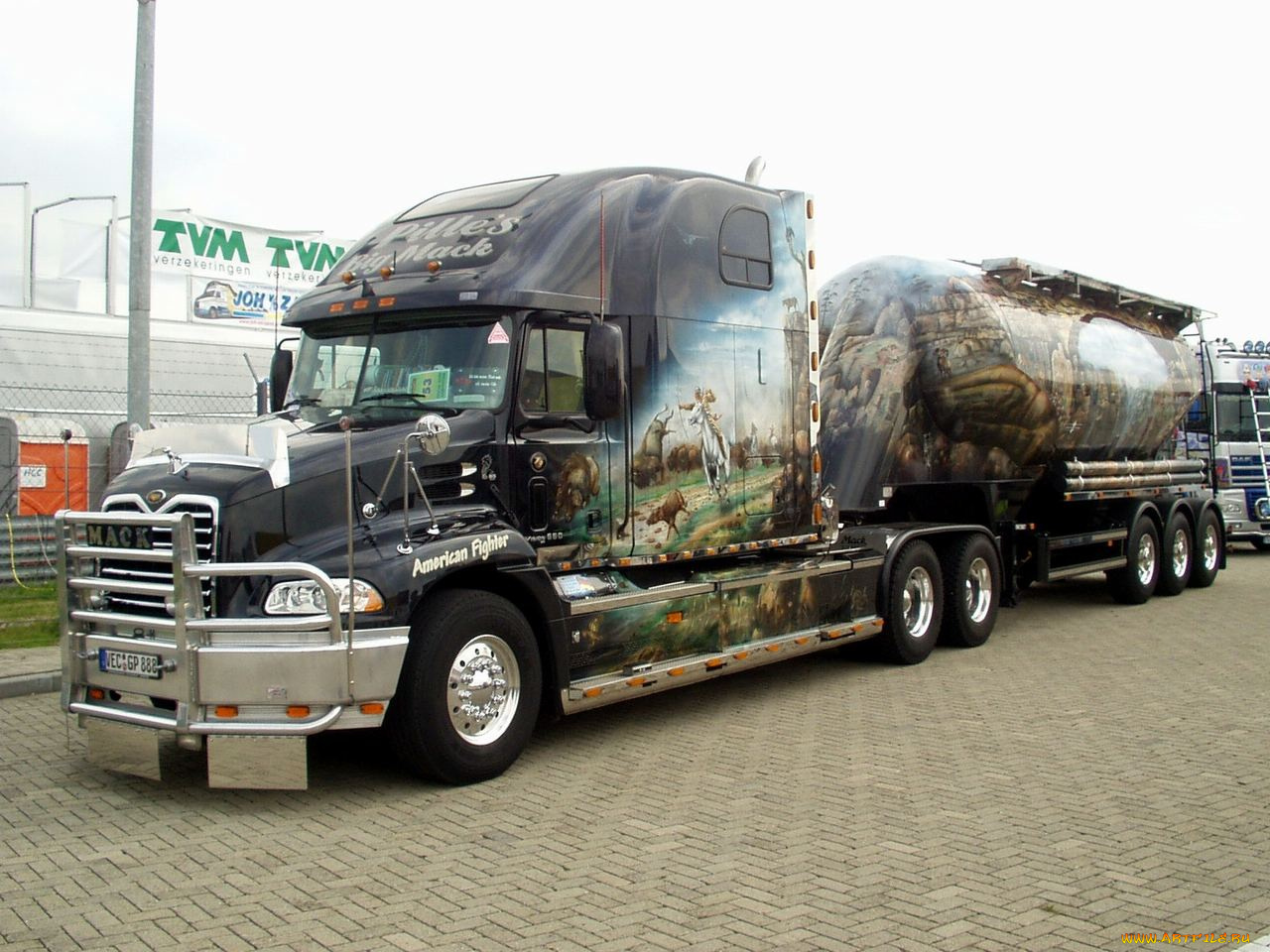 автомобили, mack