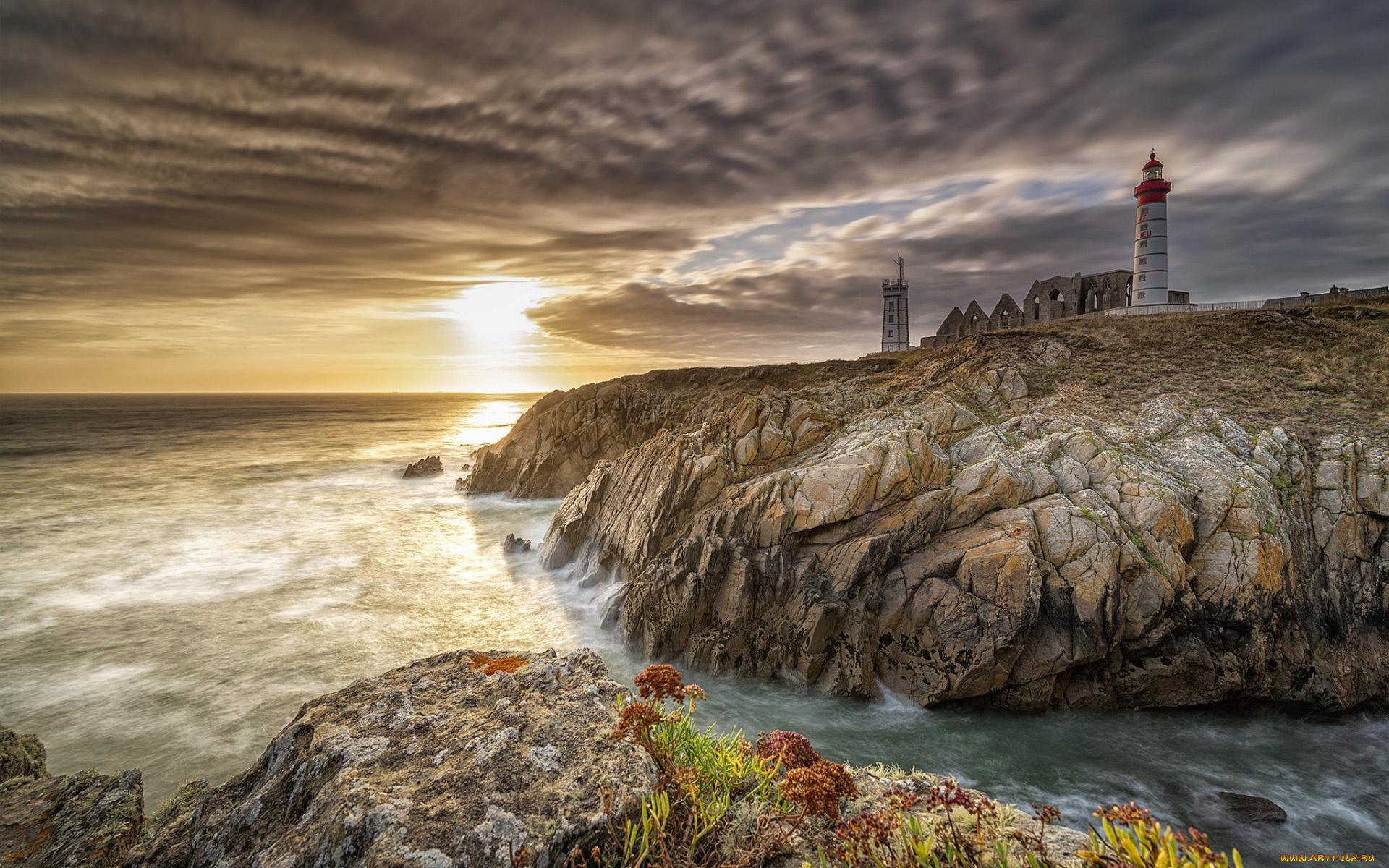 saint-mathieu, lighthouse, france, природа, маяки, saint-mathieu, lighthouse
