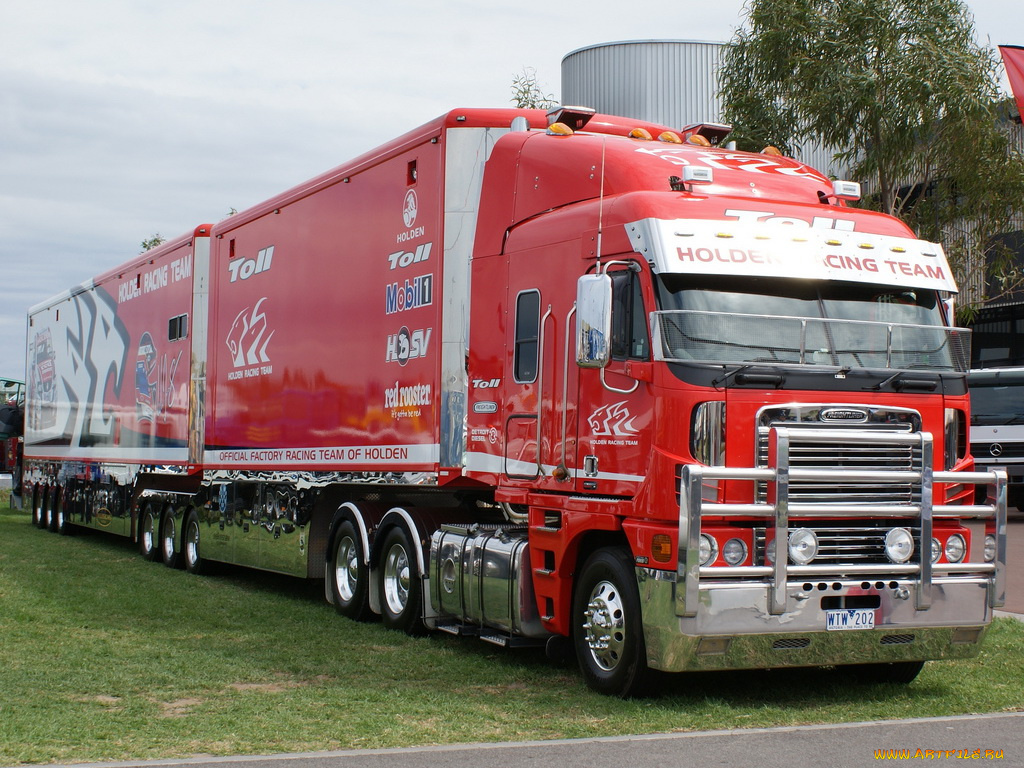 автомобили, freightliner