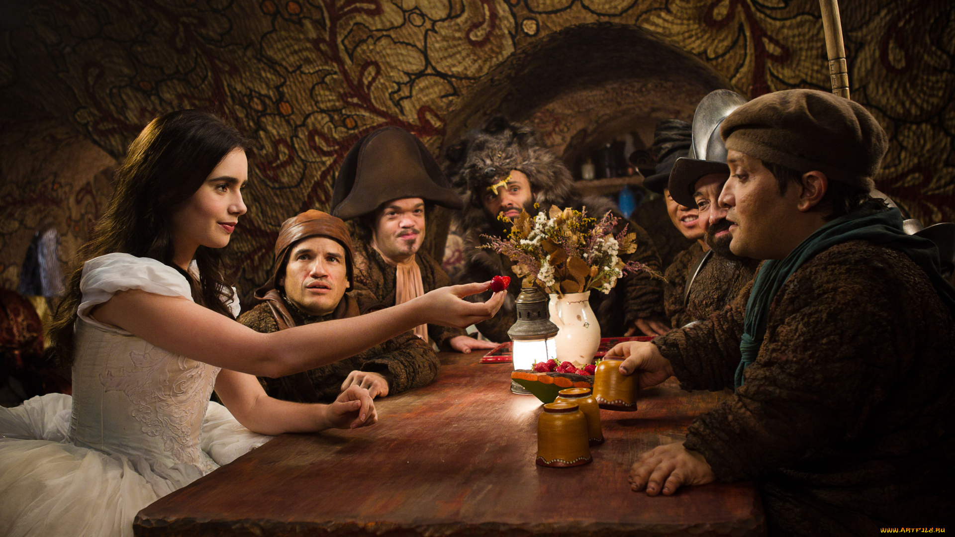 mirror, кино, фильмы, snow, white, гномы, lily, collins