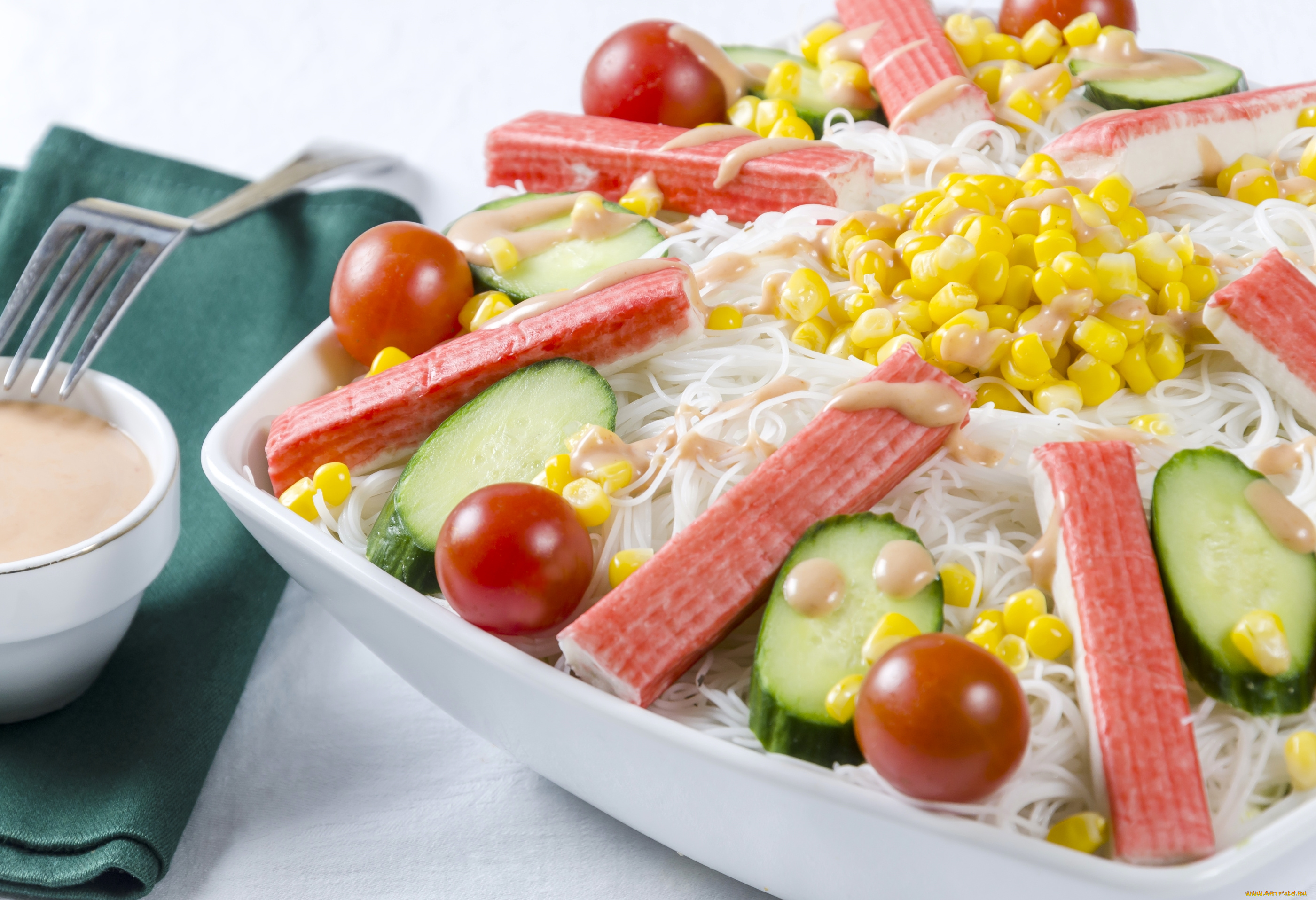 еда, макаронные, блюда, крабовые, палочки, вермишель, кукуруза, огурцы