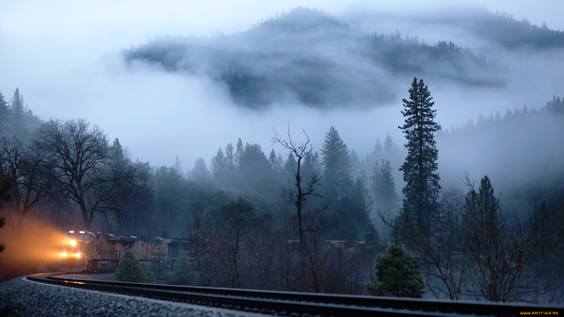 техника, поезда, горы, лес, рельсы, поворот, железная, дорога, туман, огни, поезд