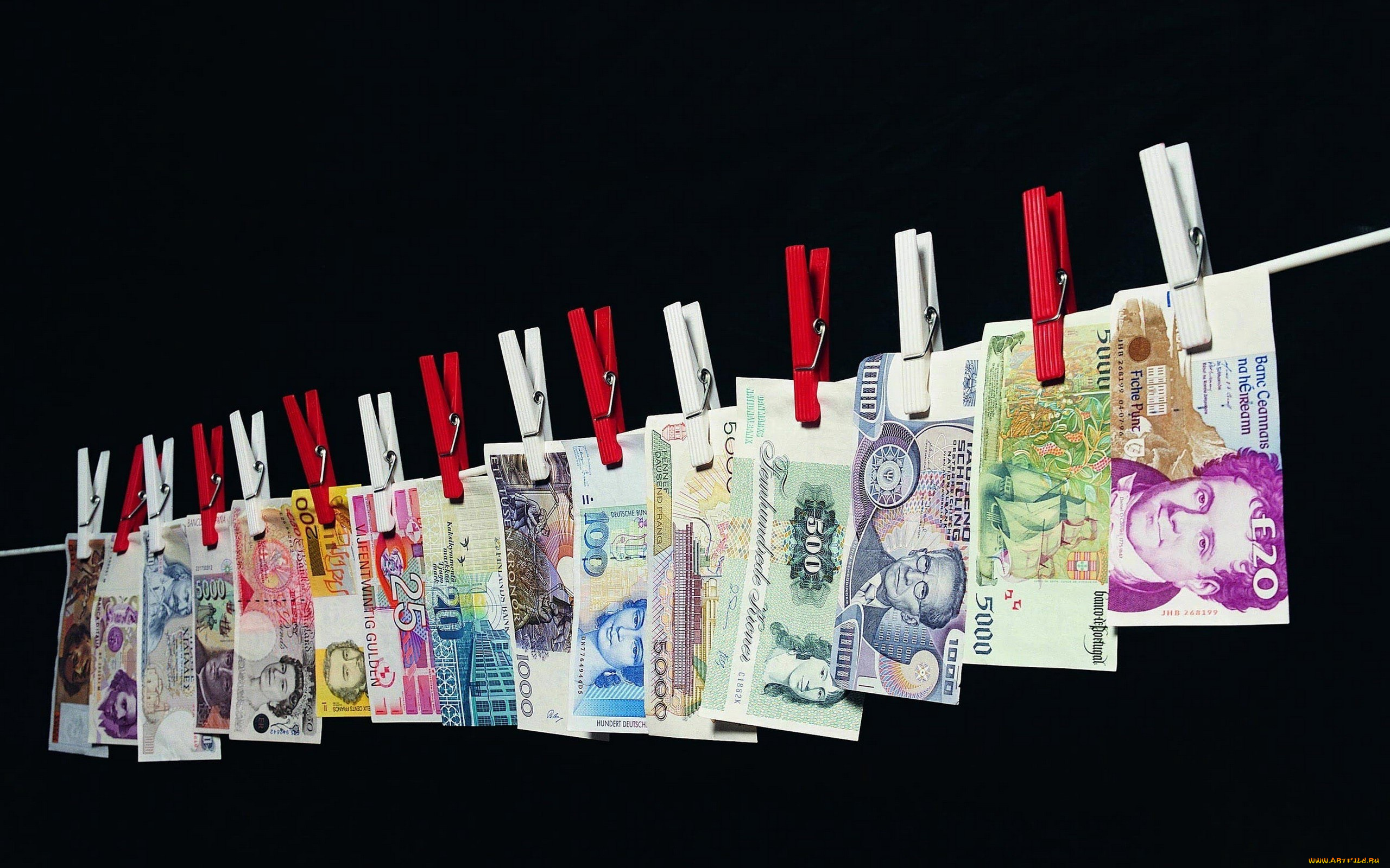 разное, золото, купюры, монеты, банкноты, прищепки, веревка