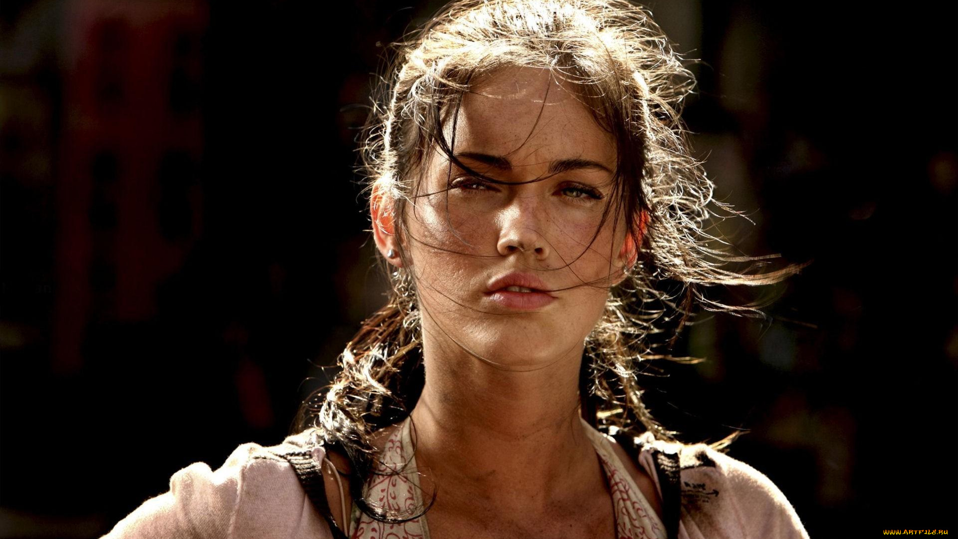 кино, фильмы, transformers, меган, фокс, грязь, усталость, кофта