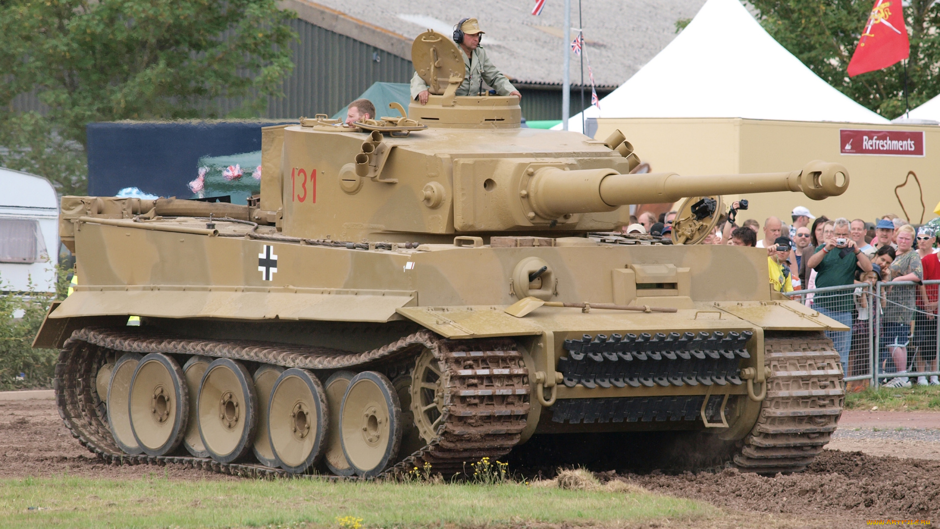техника, военная, техника, люди, флаги, крест, немецкий, танк, тигр, выставка, поле