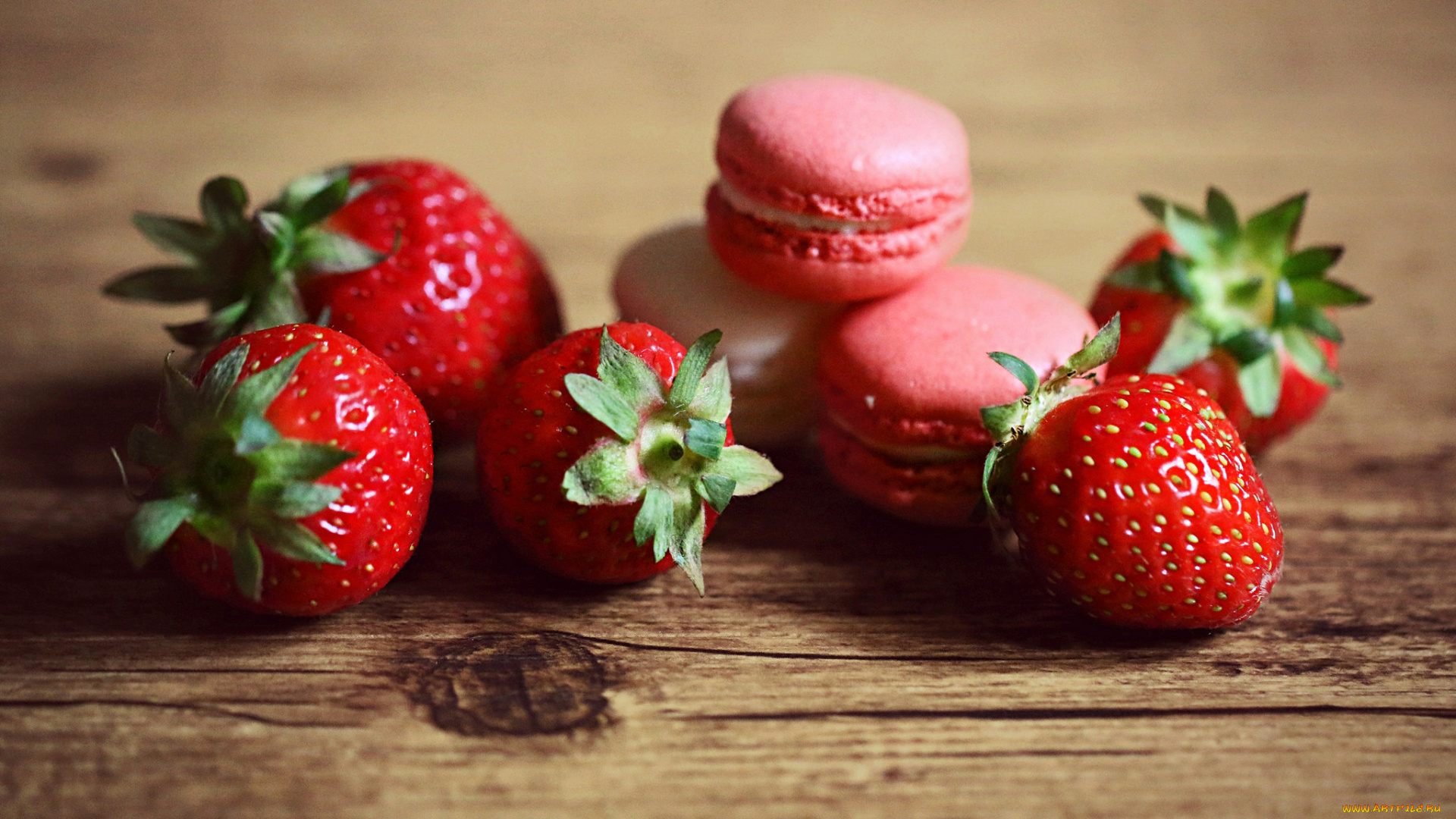 еда, макаруны, вкусно, печенье, клубника