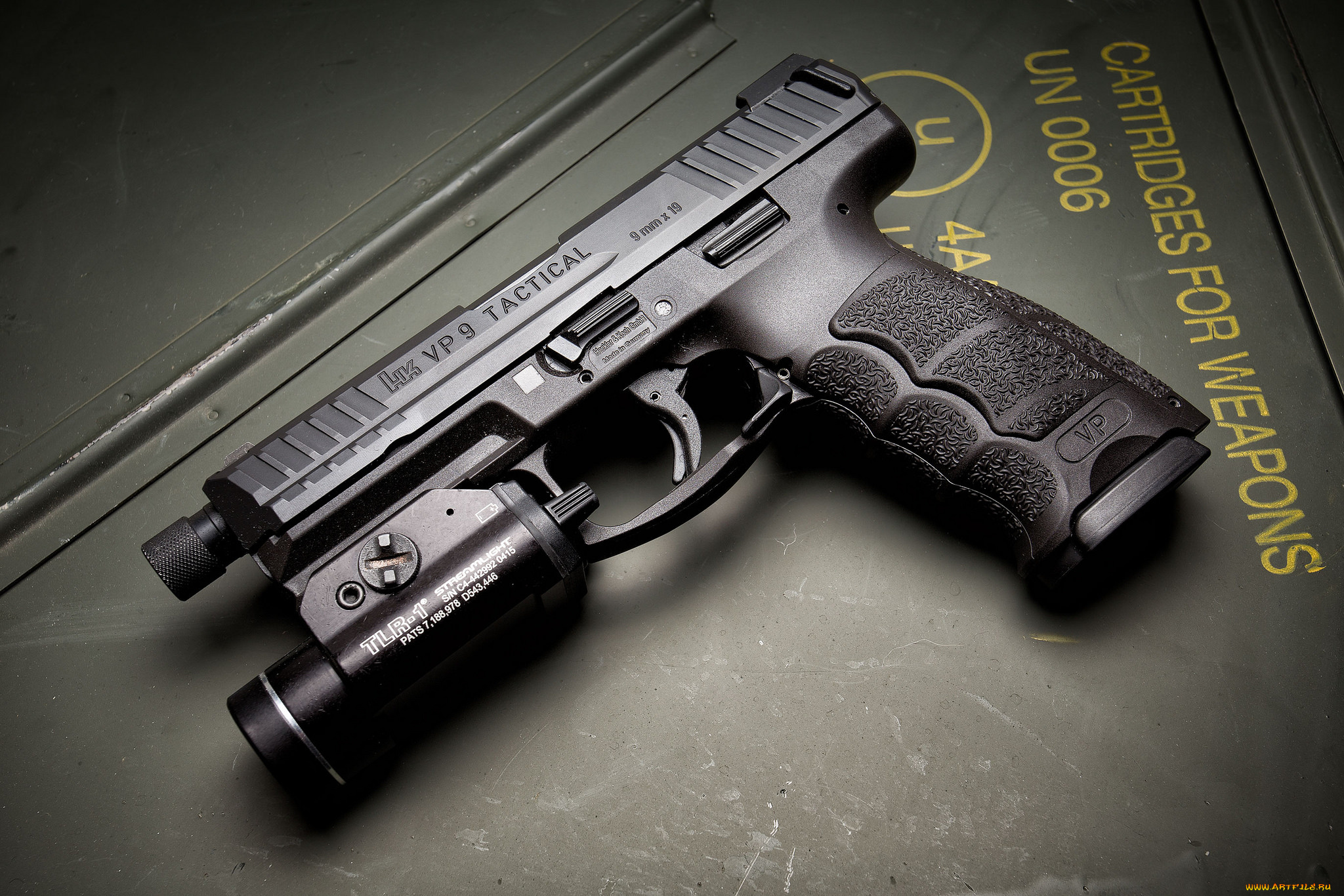 оружие, пистолеты, снедь