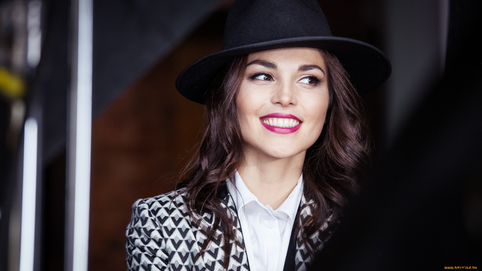 музыка, сати, казанова, певица, шляпа, шатенка, лицо, жакет, улыбка