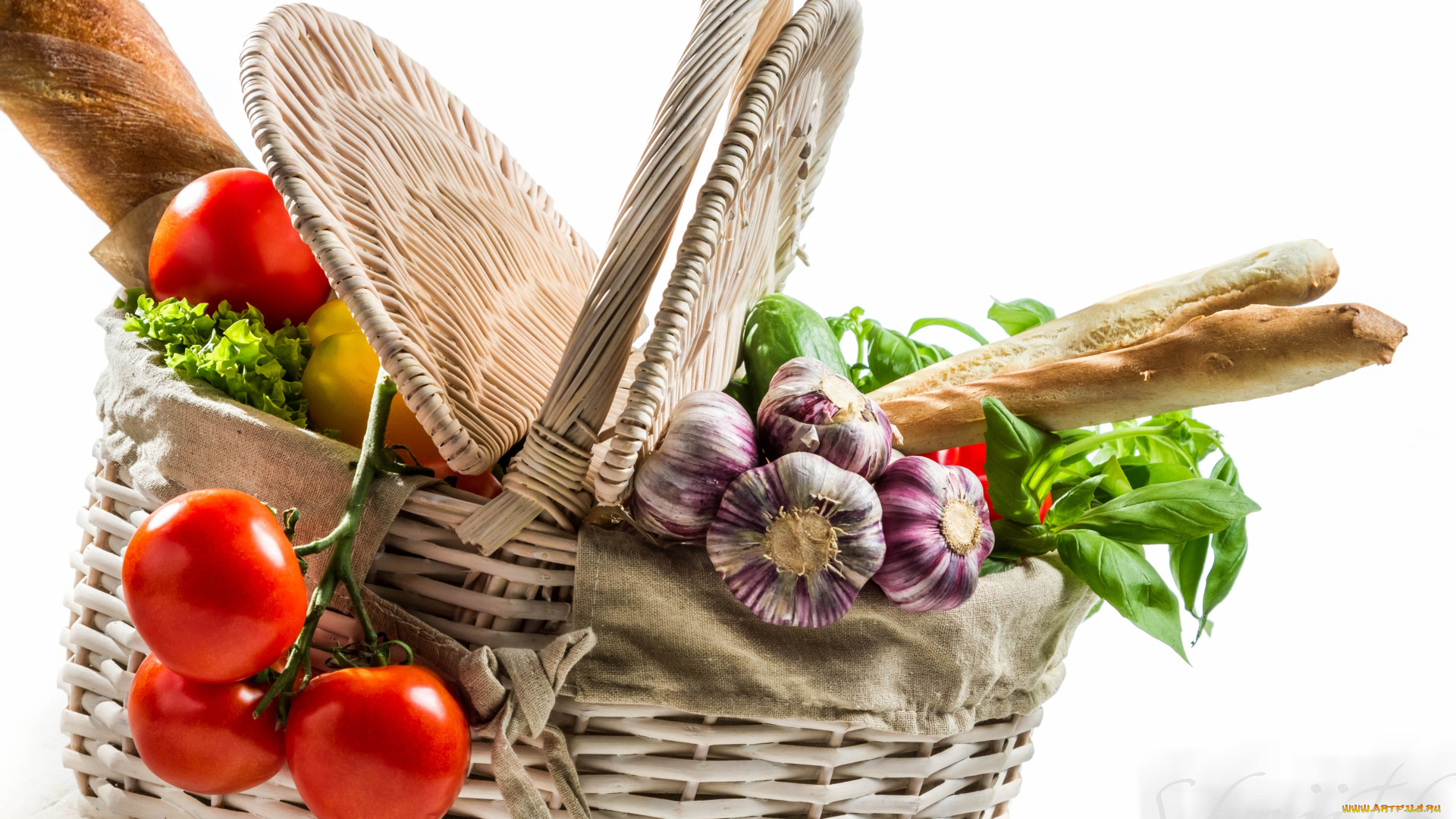 еда, разное, хлеб, базилик, чеснок, помидоры, корзина