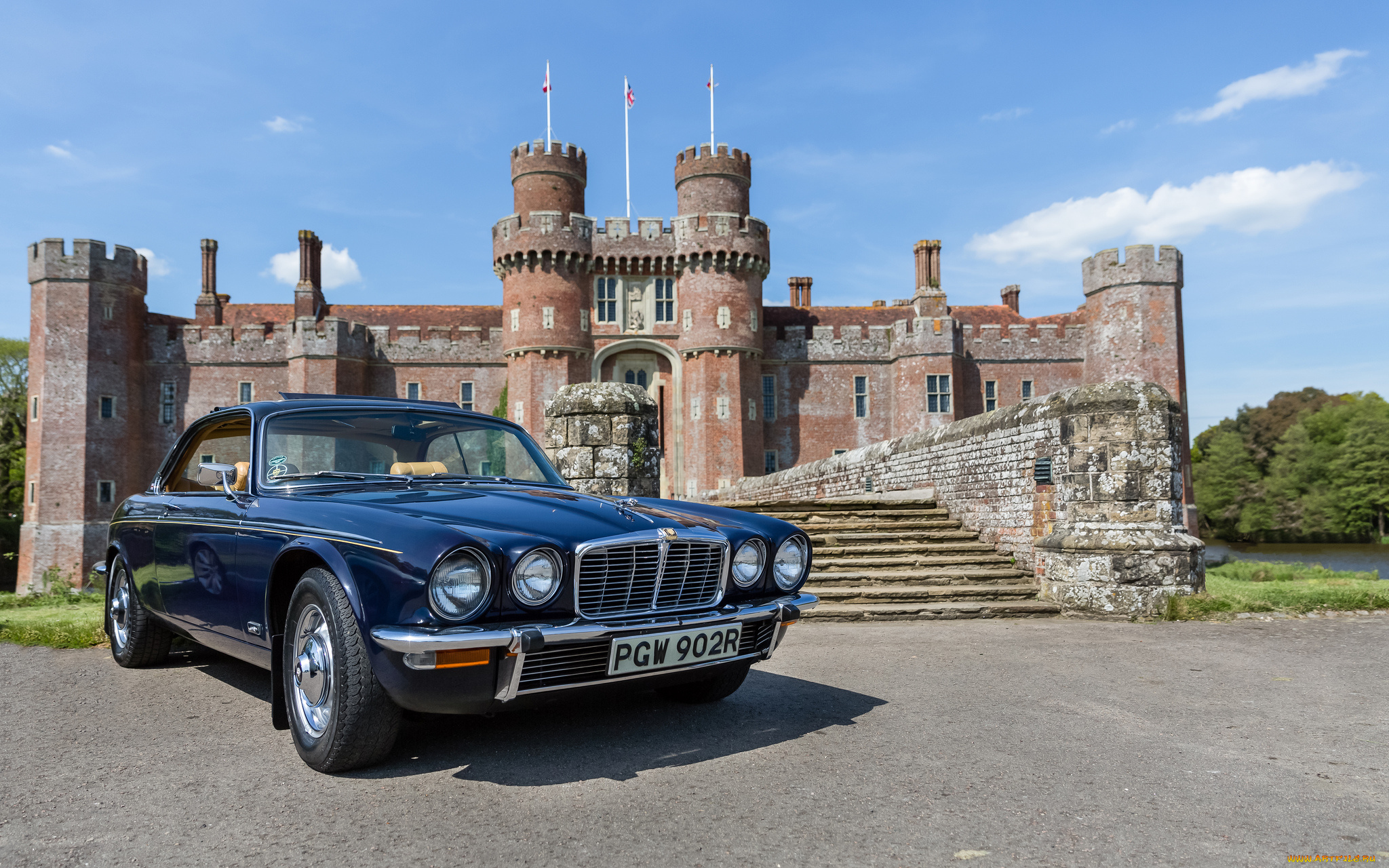 jaguar, автомобили, herstmonceux, castle, классика, ретро, англия, замок, хёрстмонсо, england