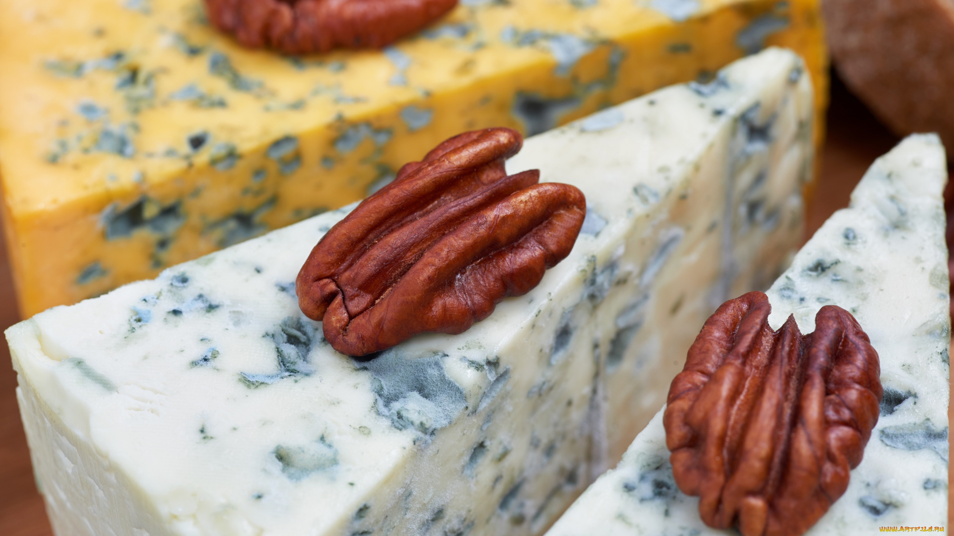 еда, сырные, изделия, сыр, треугольник, кусок, орехи