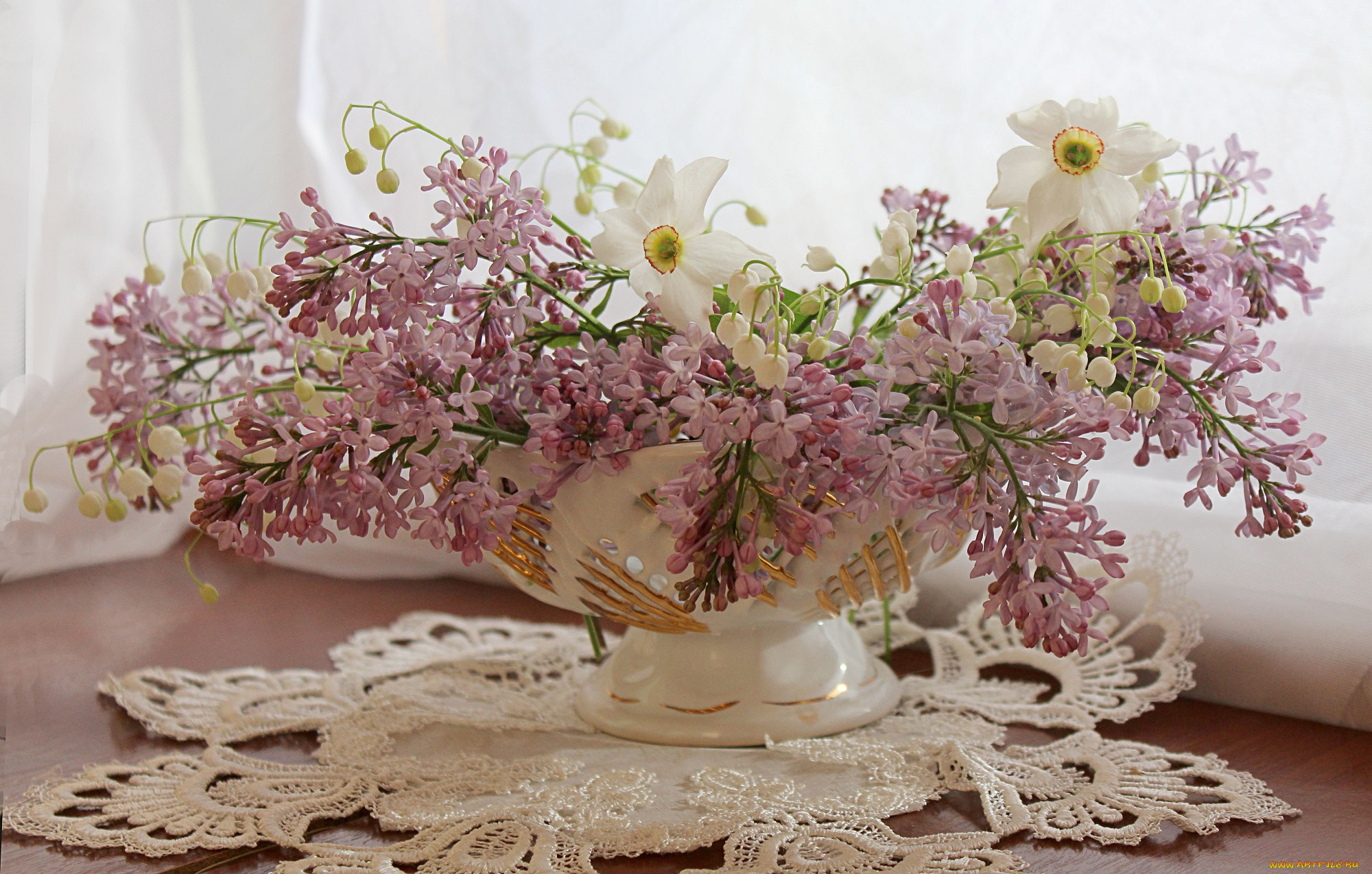 цветы, разные, вместе, сирень, букет, весна, ландыши, май, нарциссы, натюрморт