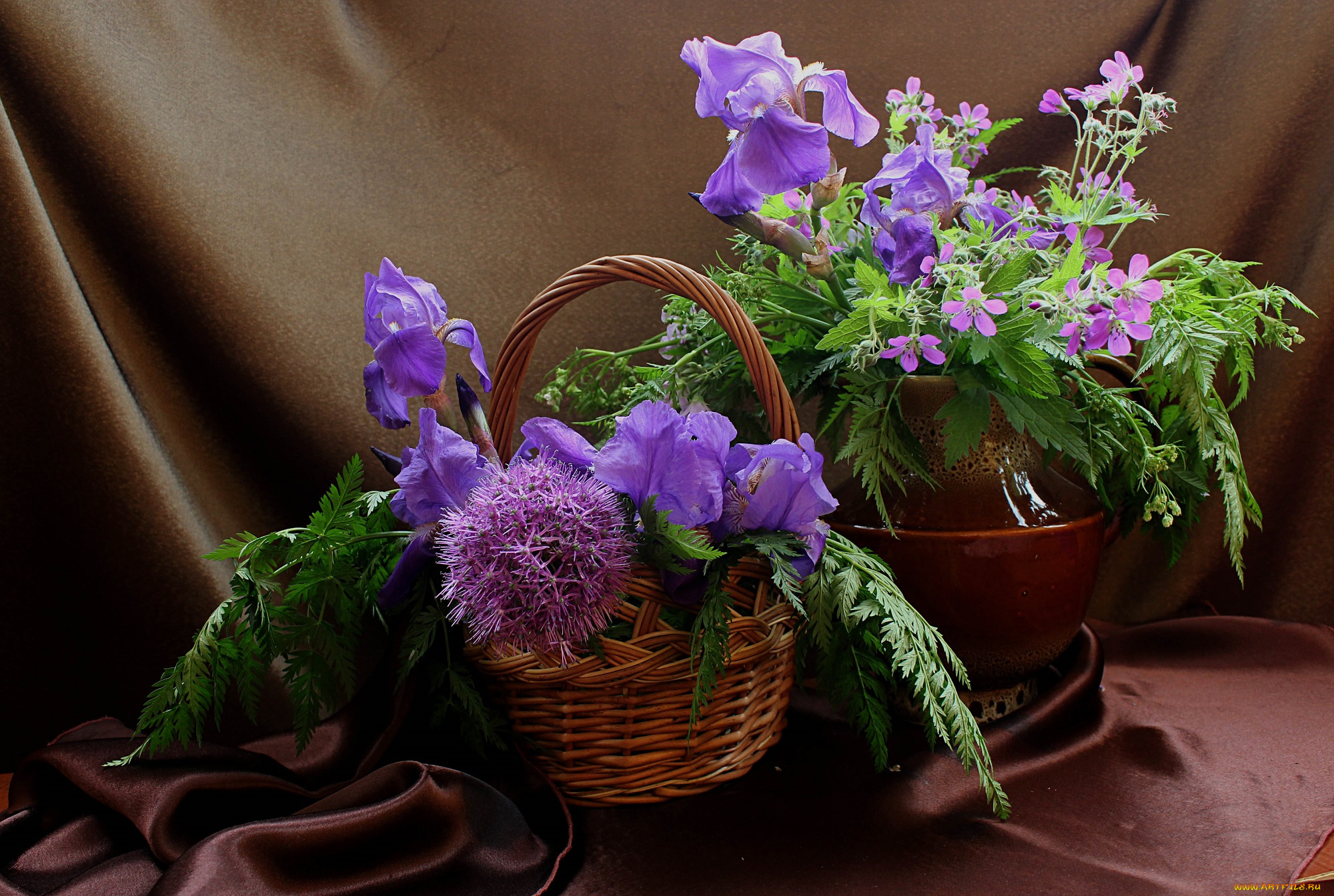 цветы, разные, вместе, лук, декоративный, натюрморт, ирисы, лето, герань, лесная