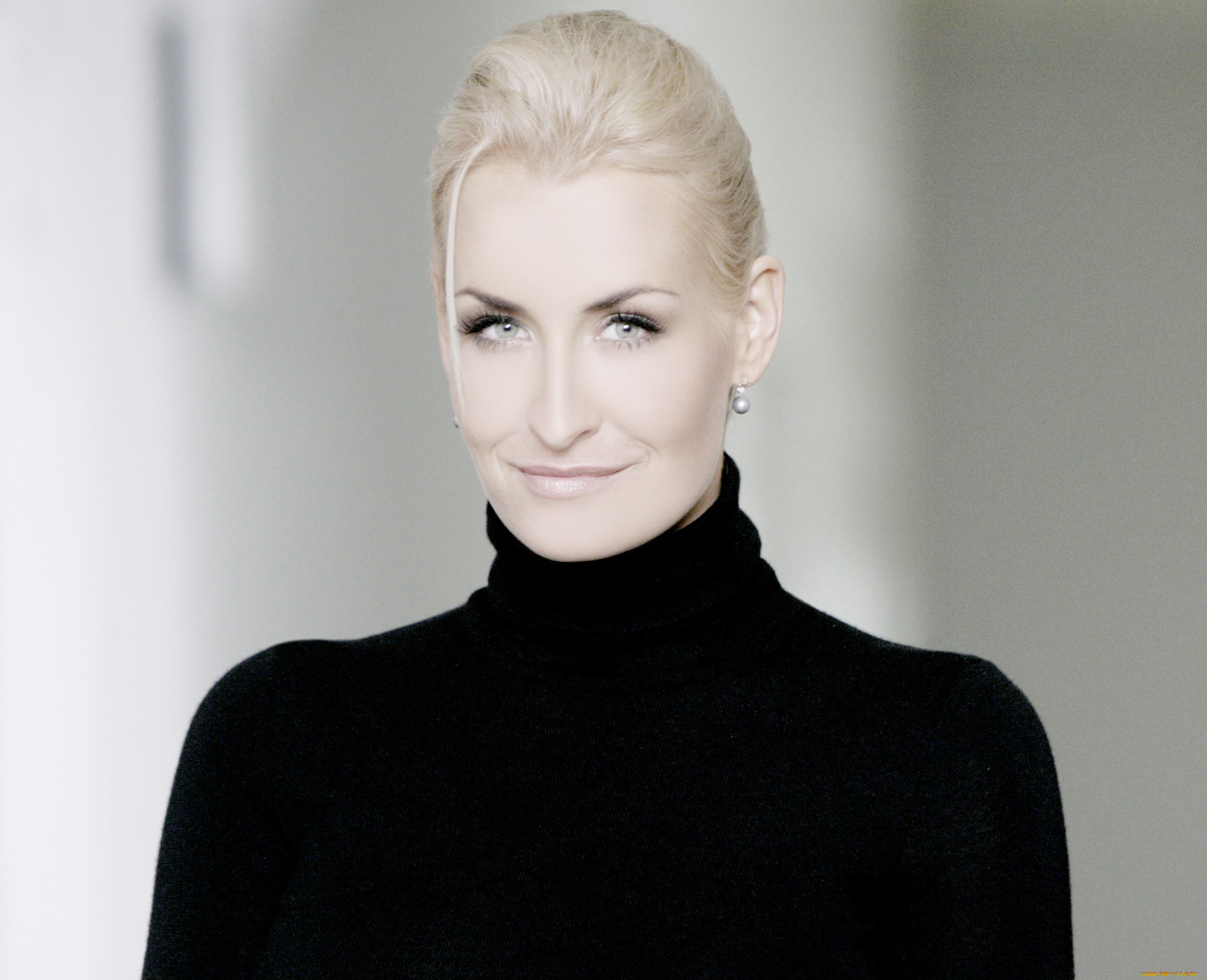 музыка, sarah, connor, блондинка, певица, сара, коннор, улыбка, свитер, лицо