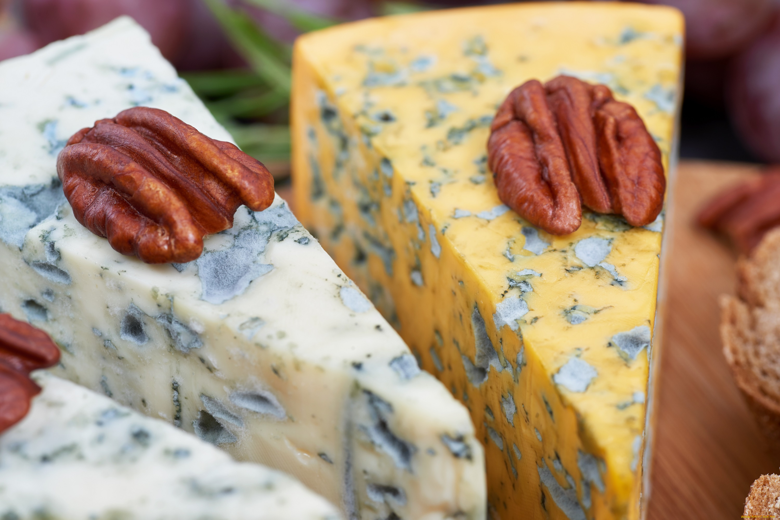 еда, сырные, изделия, сыр, треугольник, кусок, орехи