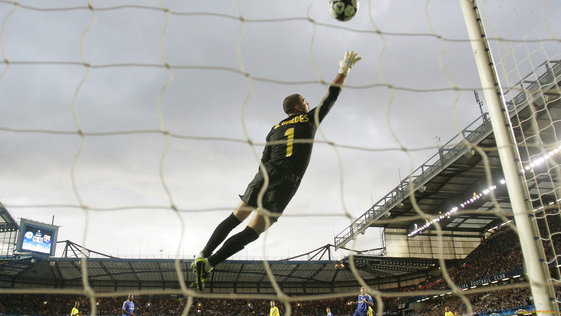 спорт, футбол, ворота, вратарь, мяч, поле