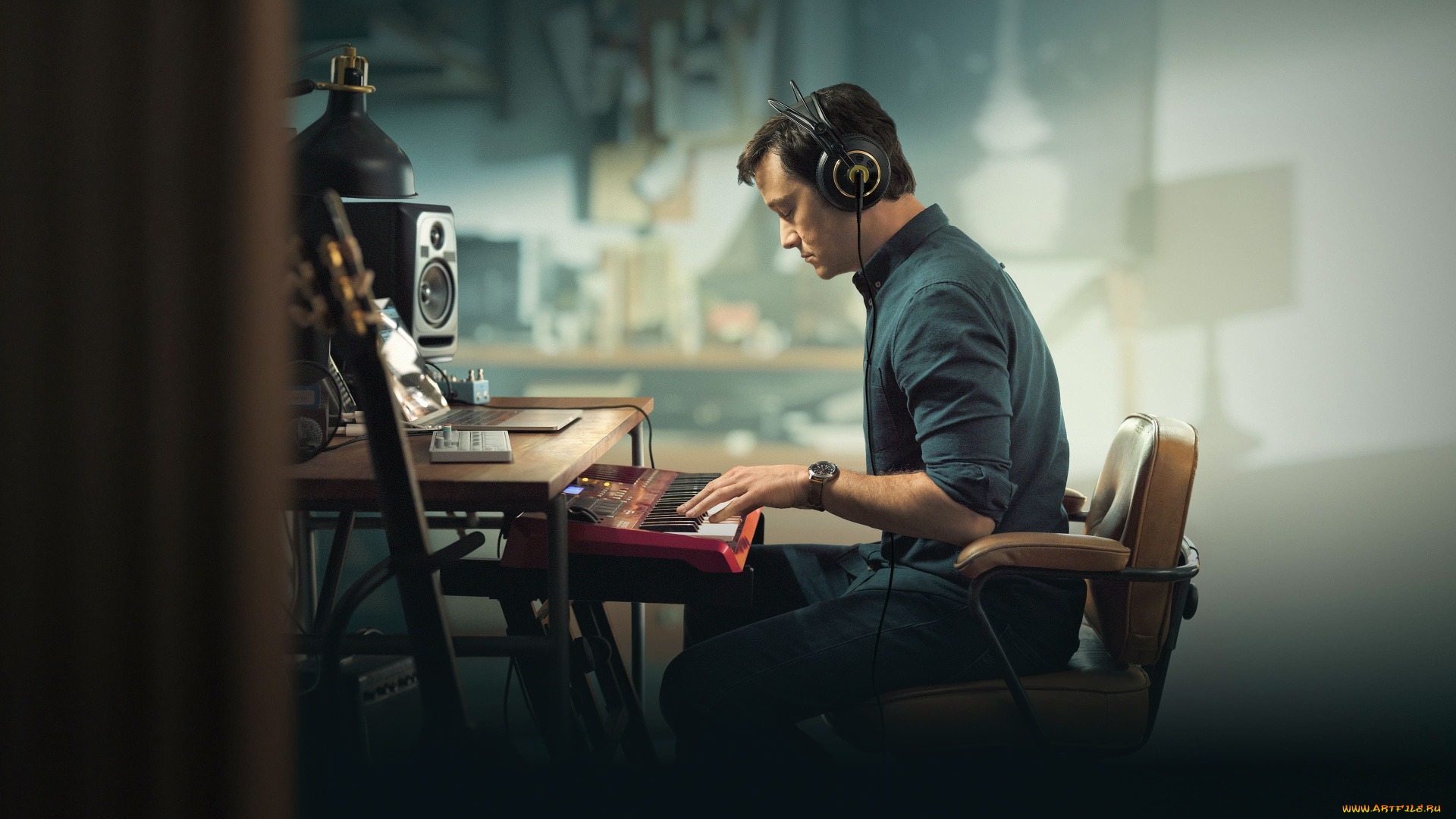 mr, , corman, , сериал, 2021, –, , кино, фильмы, сериал, драма, joseph, gordon, levitt, мистер, корман, josh, corman, комедия