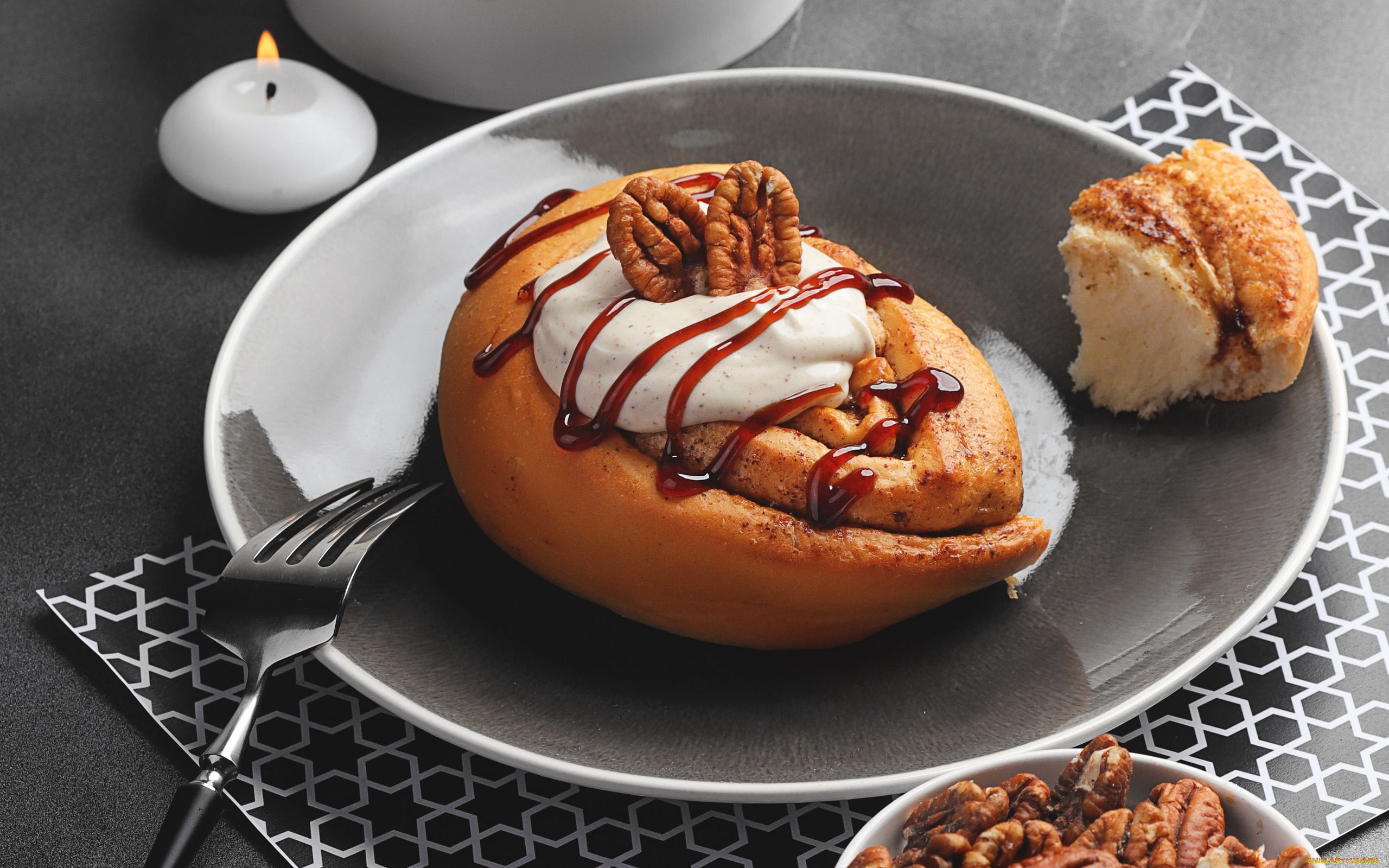 еда, хлеб, , выпечка, свеча, сдобная, булочка