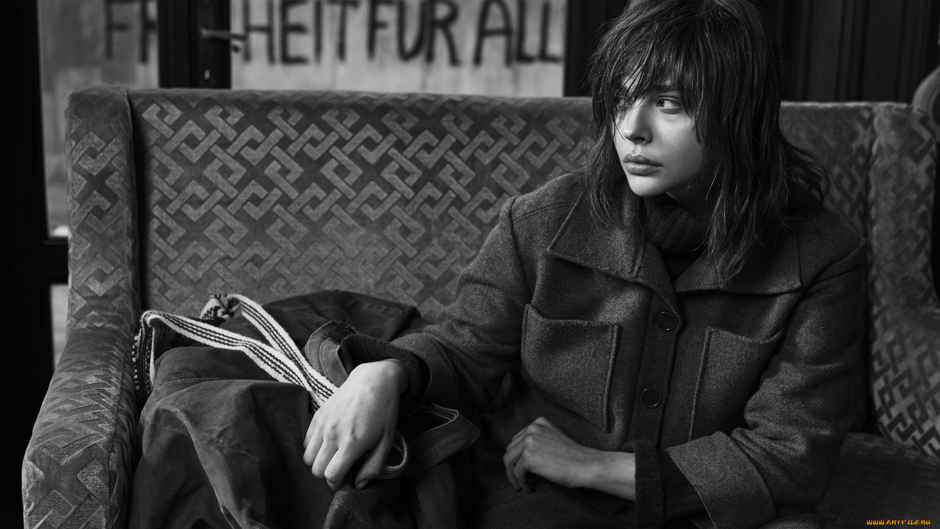 suspiria, , 2018, кино, фильмы, cуспирия, хлоя, грейс, морец, chloe, grace, moretz, patricia, ужасы, фэнтези, триллер, драма, детектив