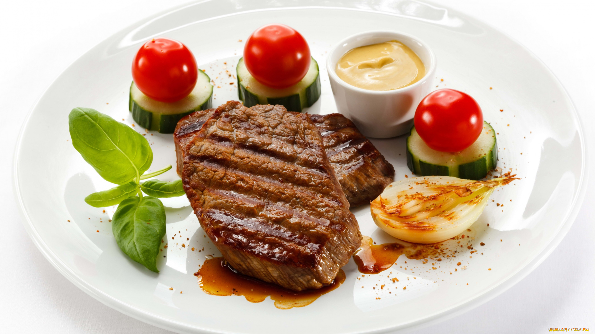 еда, мясные, блюда, черри, помидоры, лук, горчица, отбивная, огурцы