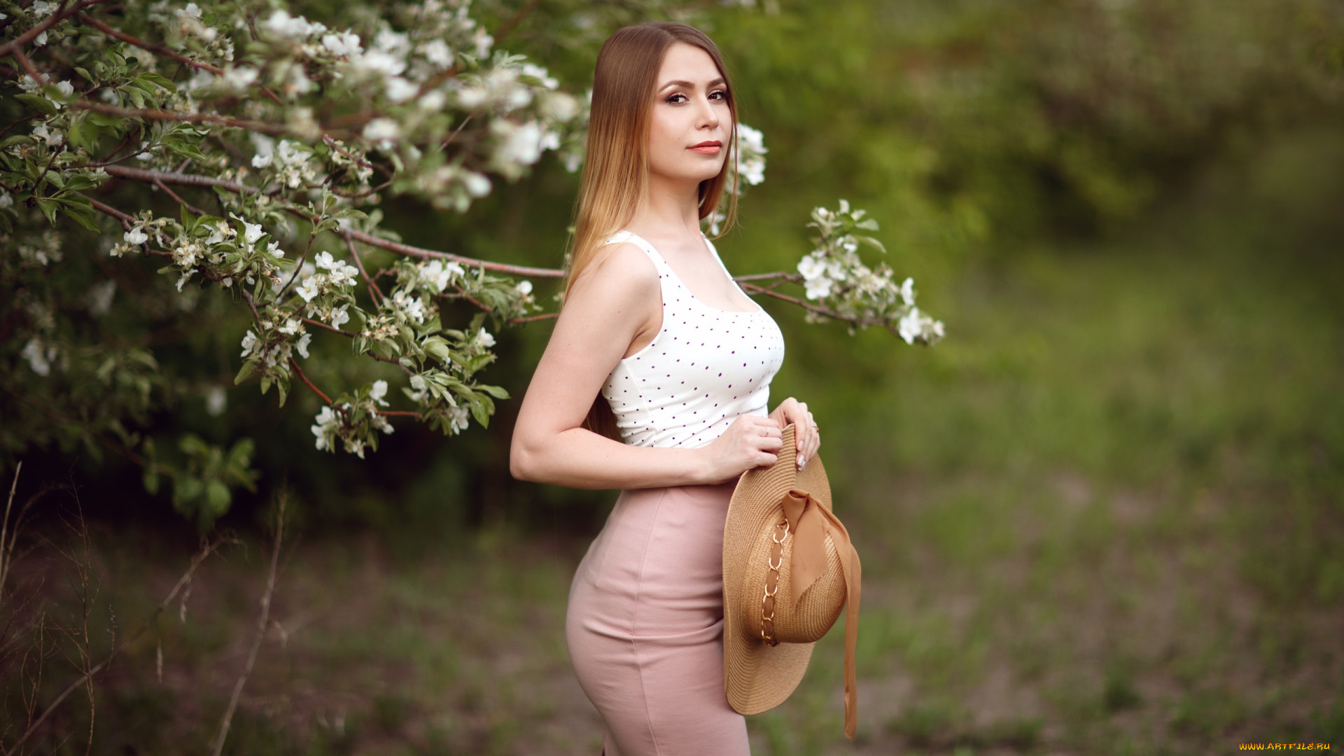 девушки, -, рыжеволосые, и, разноцветные, взгляд, на, зрителя, майка, юбка, шляпа, цветы, ветка, глубина, резкости, цветение, природе, женщины, сергей, сорокин