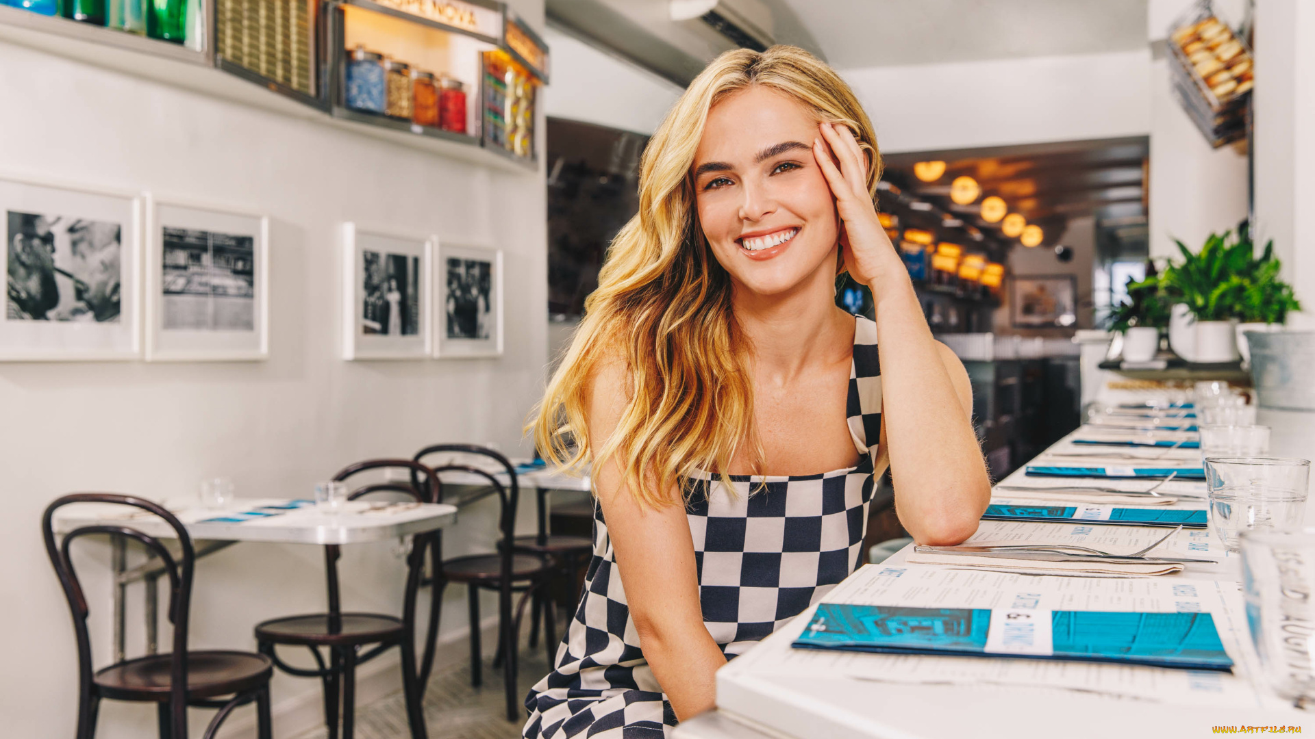 девушки, zoey, deutch, зои, дойч, актриса, девушка, кафе, знаменитости, фрэнсис, томпсон