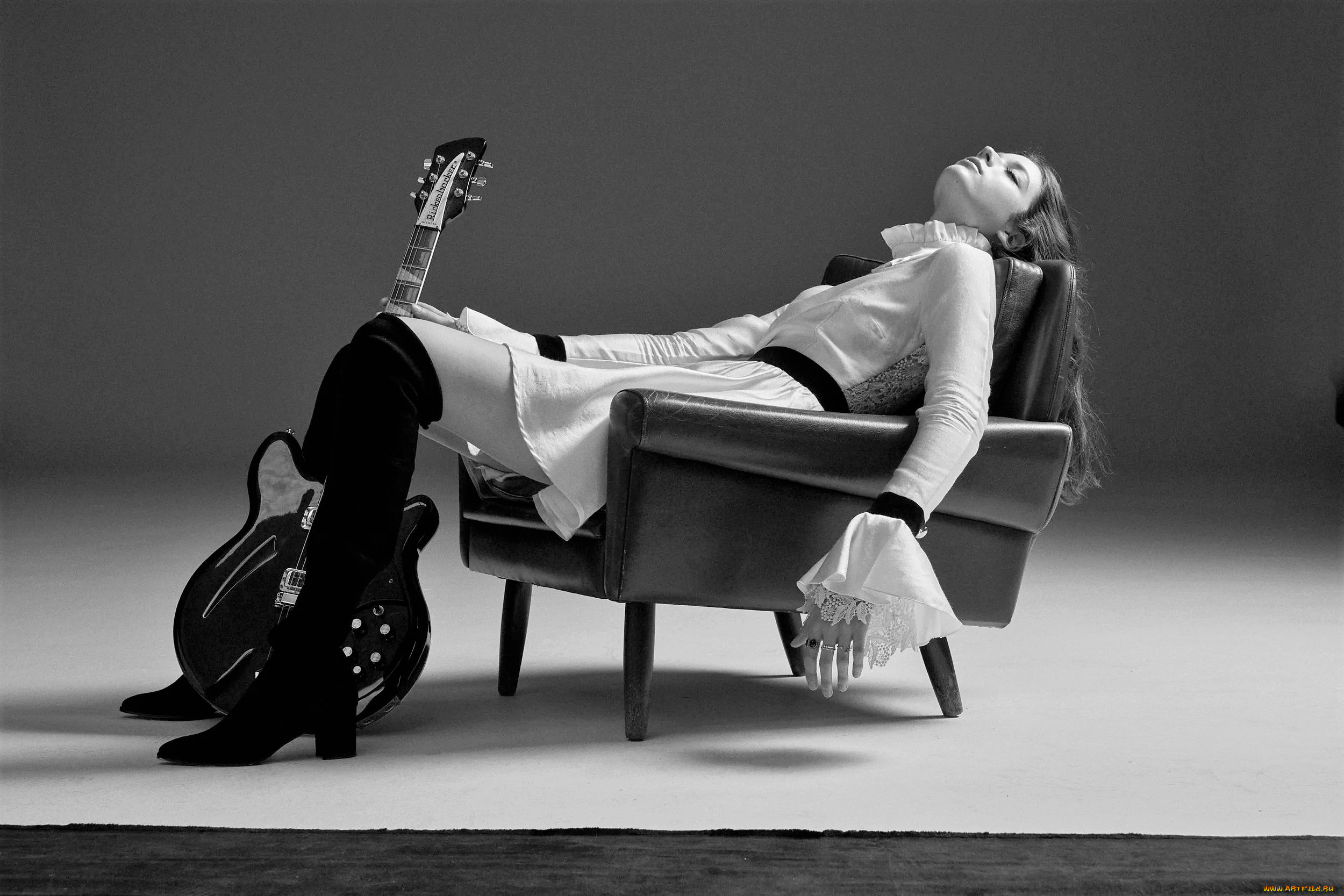 tash, wolf, музыка, -другое, tash, wolf, черно-белая, гитара, кресло