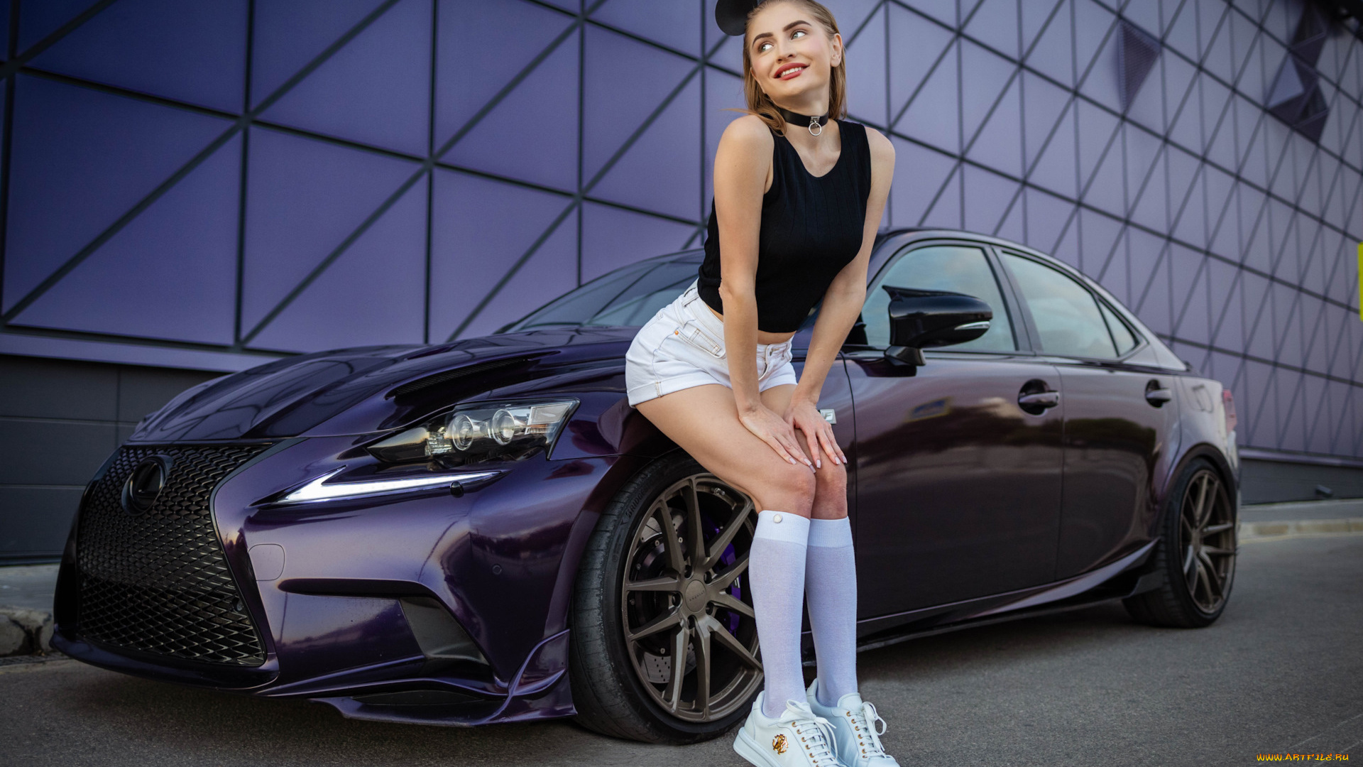 девушка, и, авто, автомобили, -авто, с, девушками, девушка, женщина, шатенка, темноволосая, сексуальная, модель, звезда, позирует, разная, обувь, верхняя, стильная, одежда, нижнее, эротическое, бельё, трусы, лифчик, колготки, чулки, аксессуары, макияж, и, множество, элементов, на, фотографии