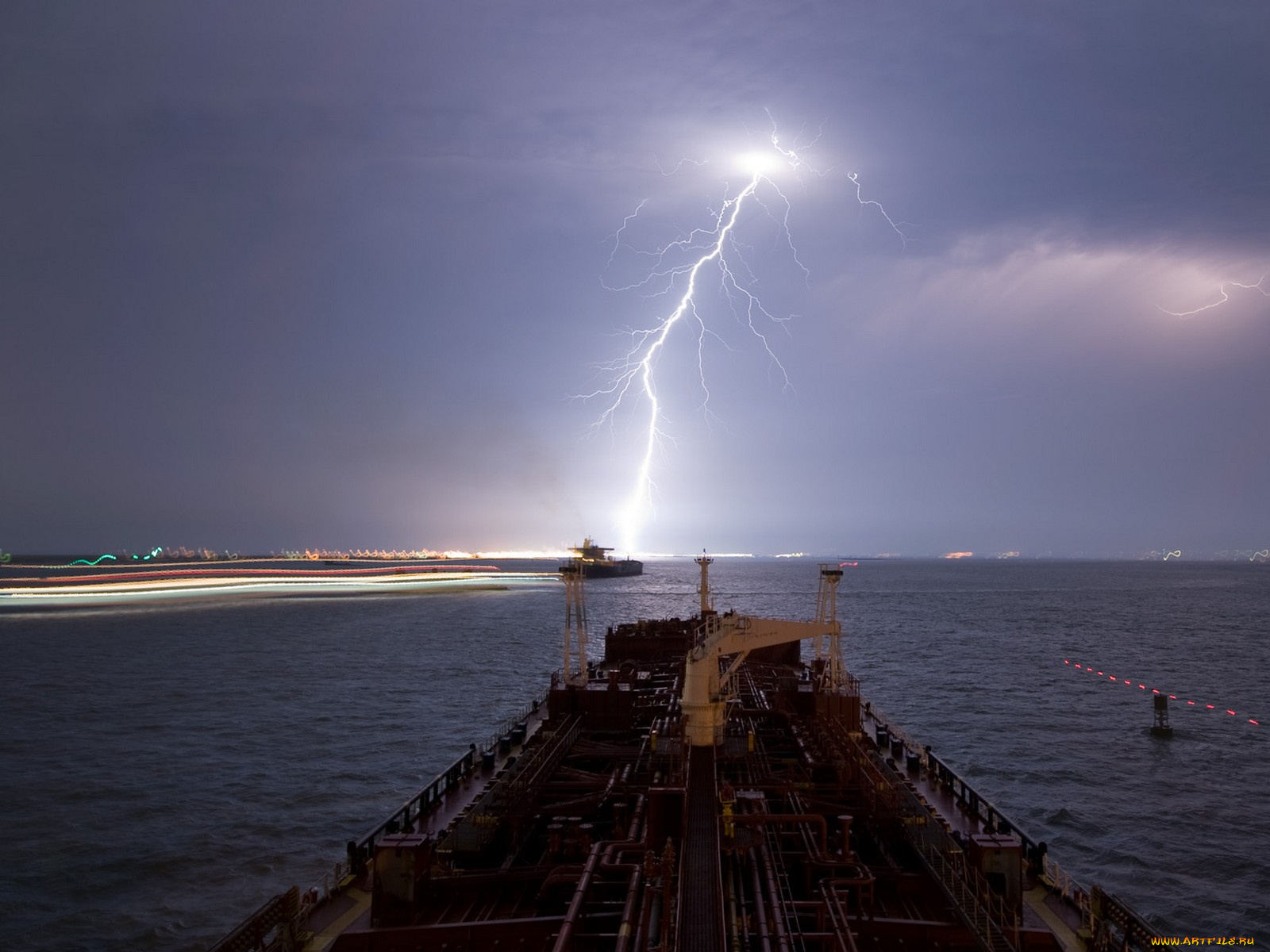 корабли, танкеры