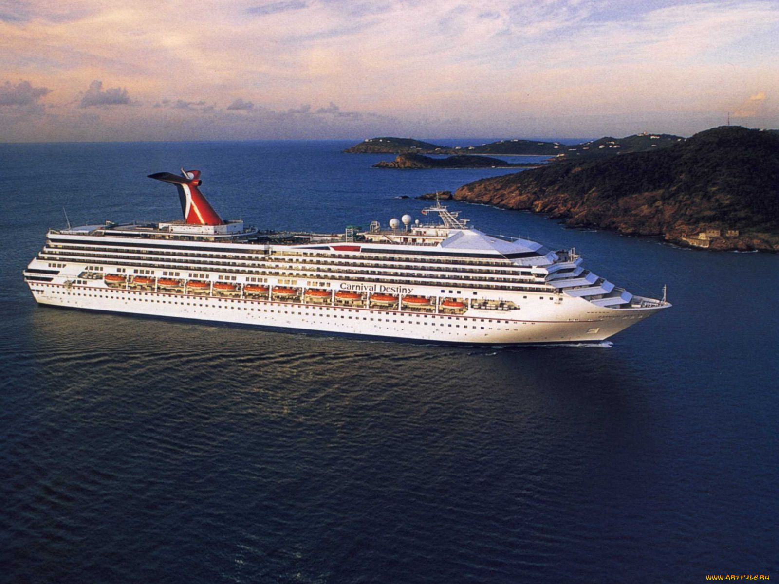 корабли, лайнеры