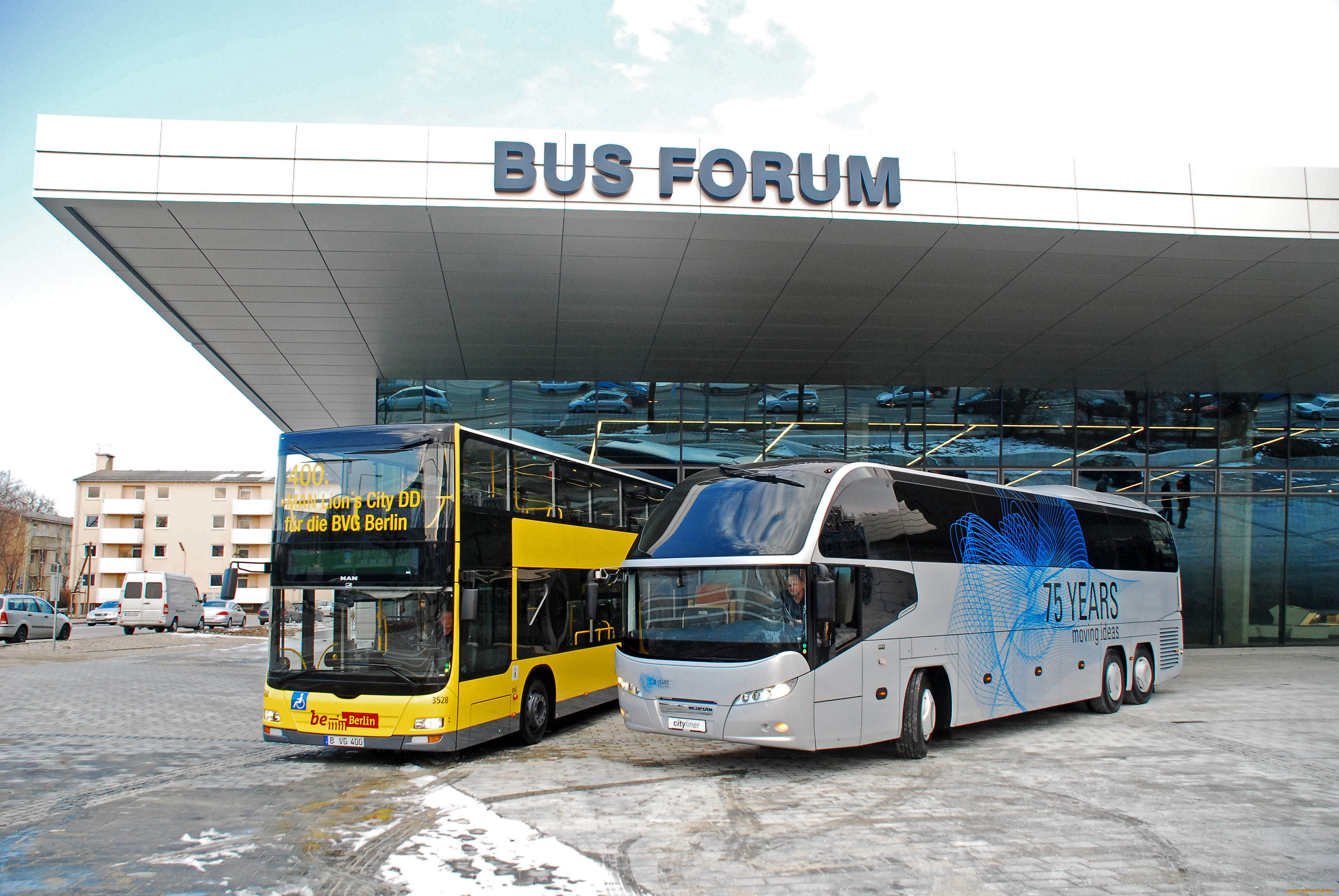 автомобили, автобусы