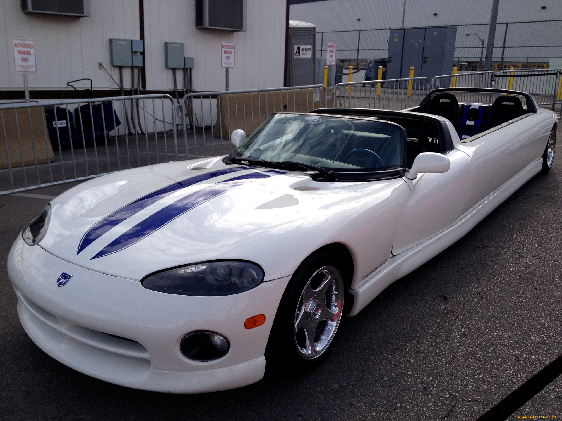 автомобили, выставки, и, уличные, фото, white, limo, viper, dodge