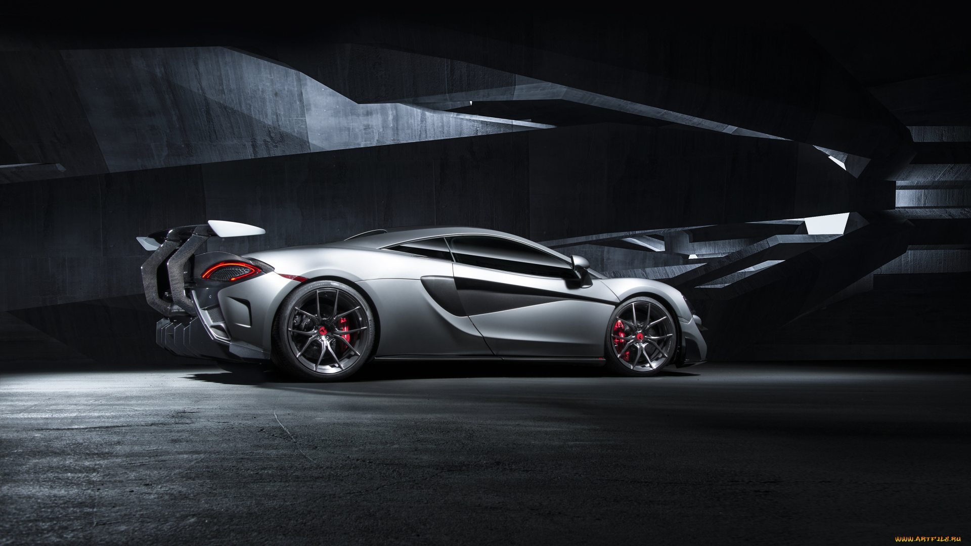 автомобили, mclaren