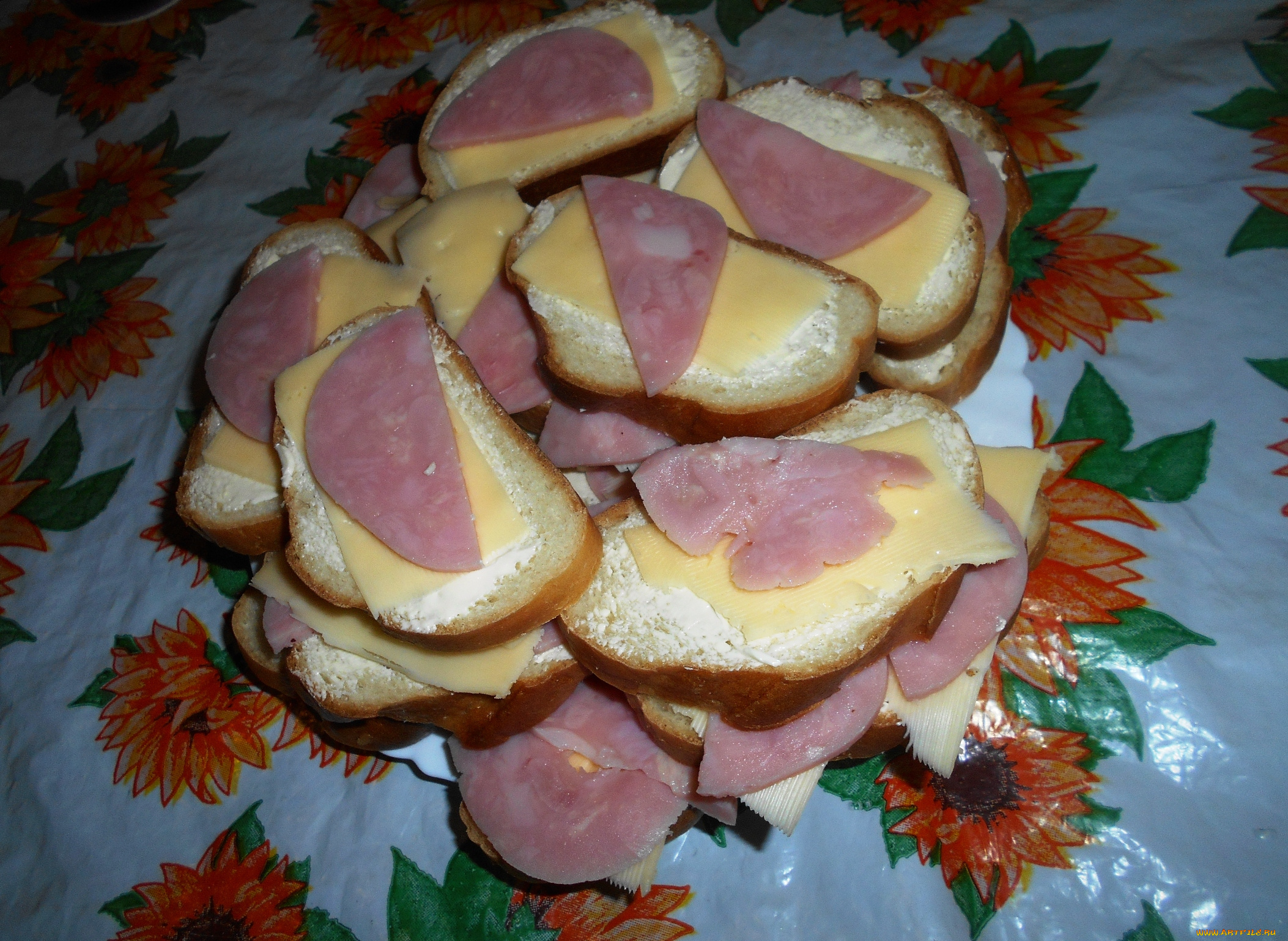 еда, бутерброды, , гамбургеры, , канапе, колбаса, хлеб, сыр