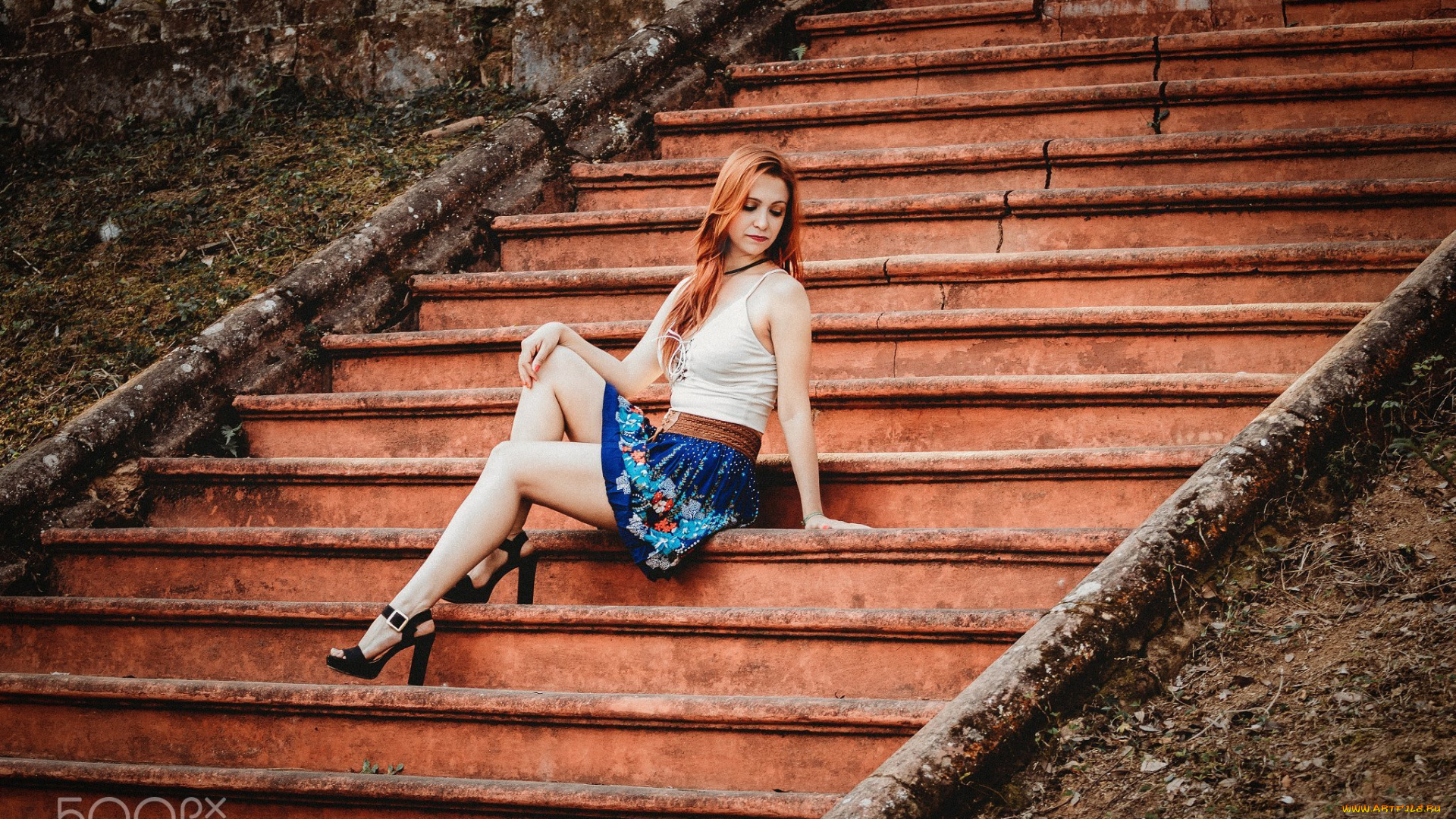 девушки, -unsort, , рыжеволосые, и, другие, лестница, юбка, каблуки, майка, рыжая